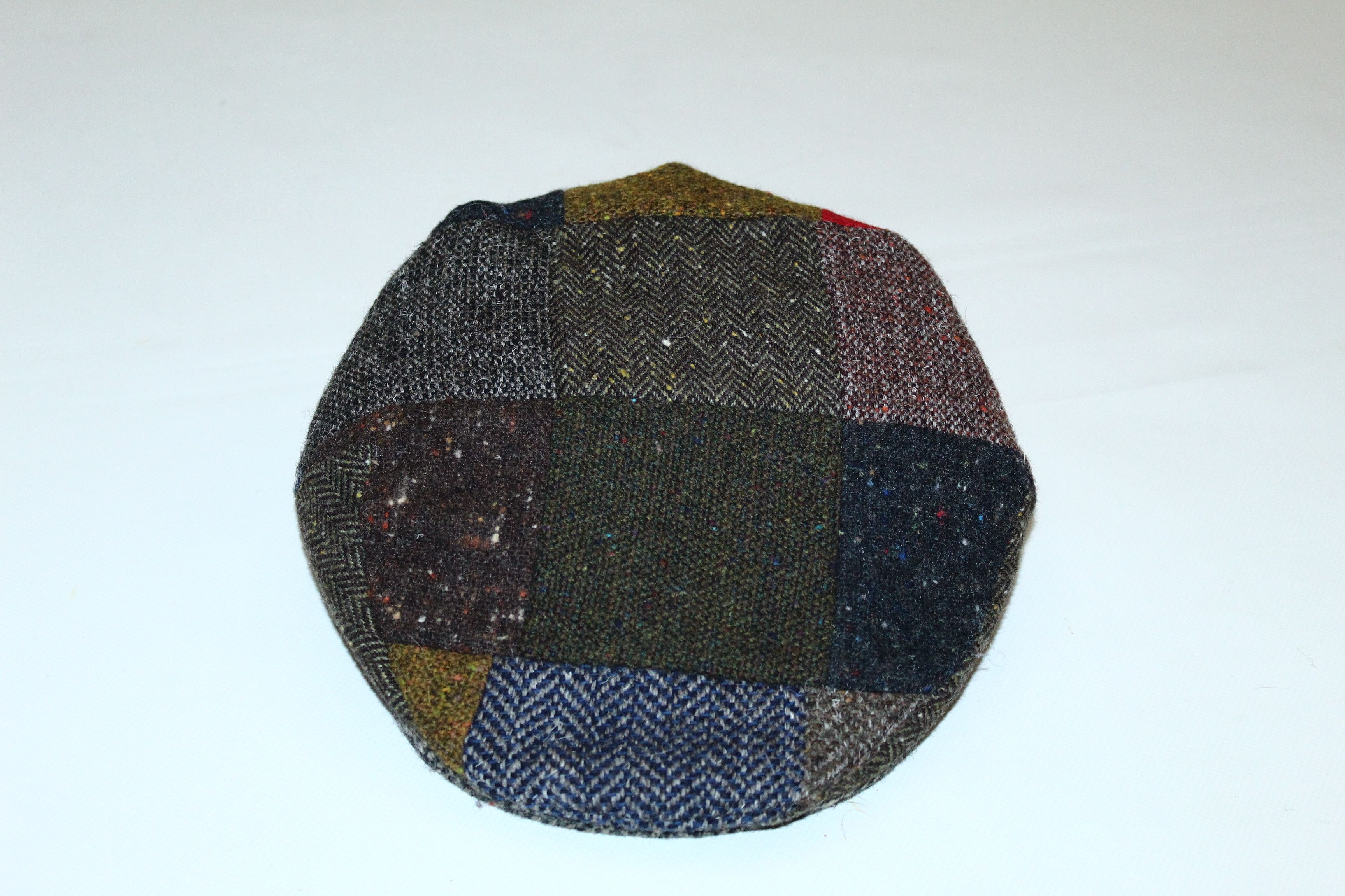 Donegal Tweed 💥Donegal Ireland Partchwork Brush Wool Tweed Flat Hat Size ONE SIZE - 3 Thumbnail