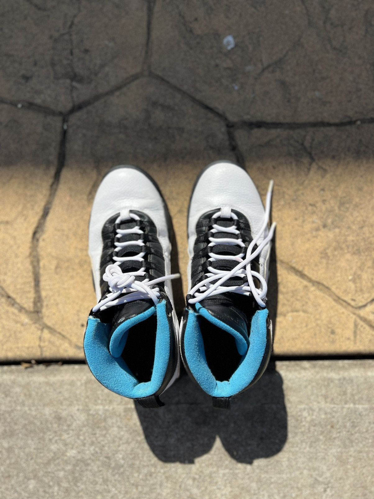 Jordan Brand Air Jordan 10 Retro 2014 Powder Blue 2014 Size US 9.5 / EU 42-43 - 9 Thumbnail