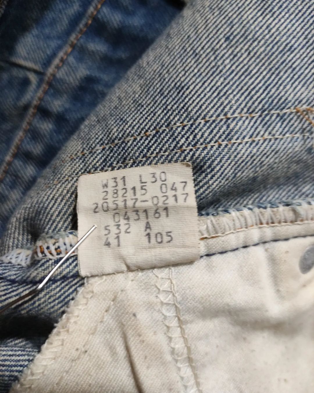 Levi's Vintage Clothing Vintage 80's Orange Tab Levis 20517-0217 Flared Jeans Size US 31 - 7 Thumbnail