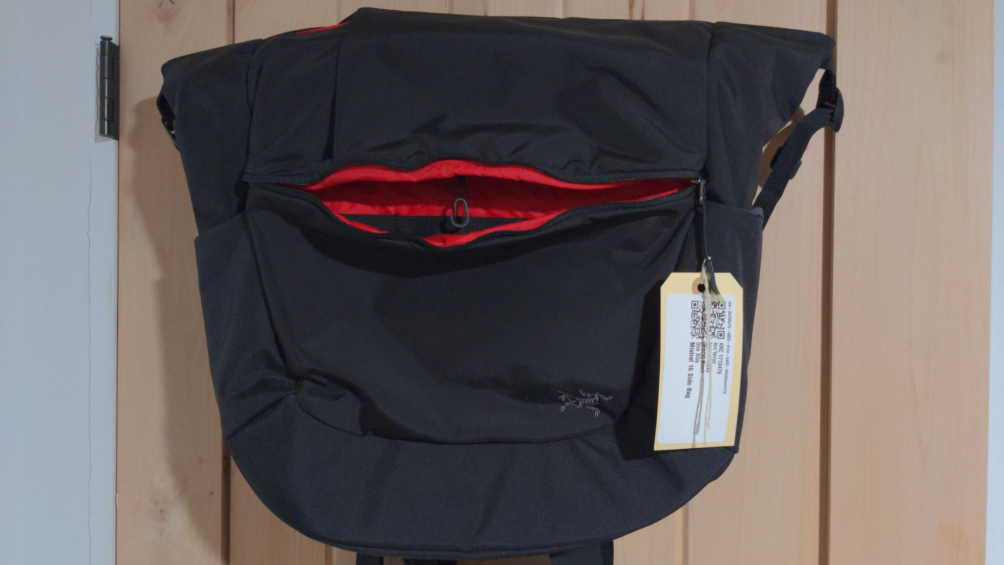 Arc'Teryx New ARC'TERYX Shoulder side bag Mistral 16 | Grailed