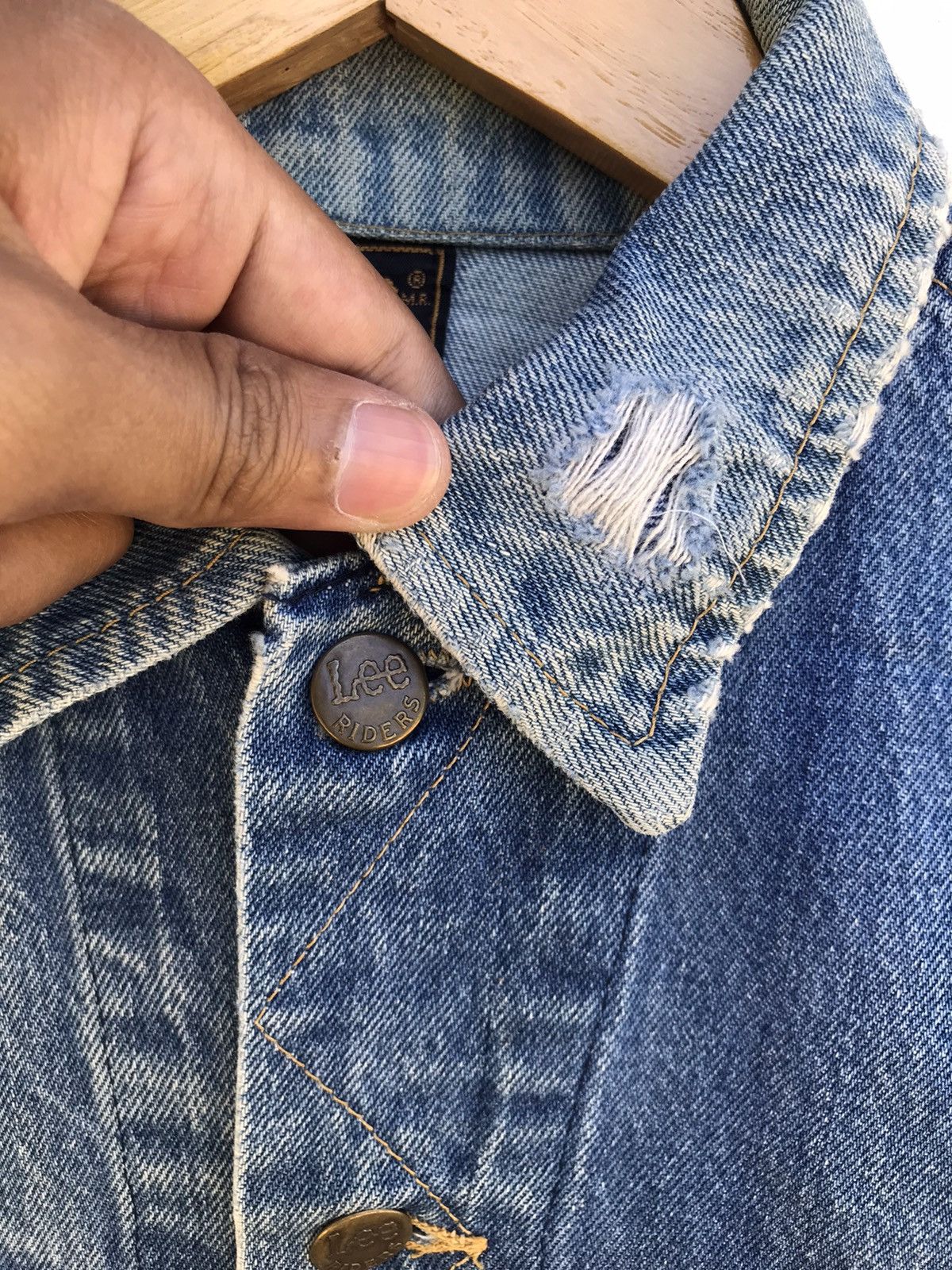 Lee Vintage 90s Lee Riders Denim Trucker Jacket Made in USA Size US S / EU 44-46 / 1 - 4 Thumbnail