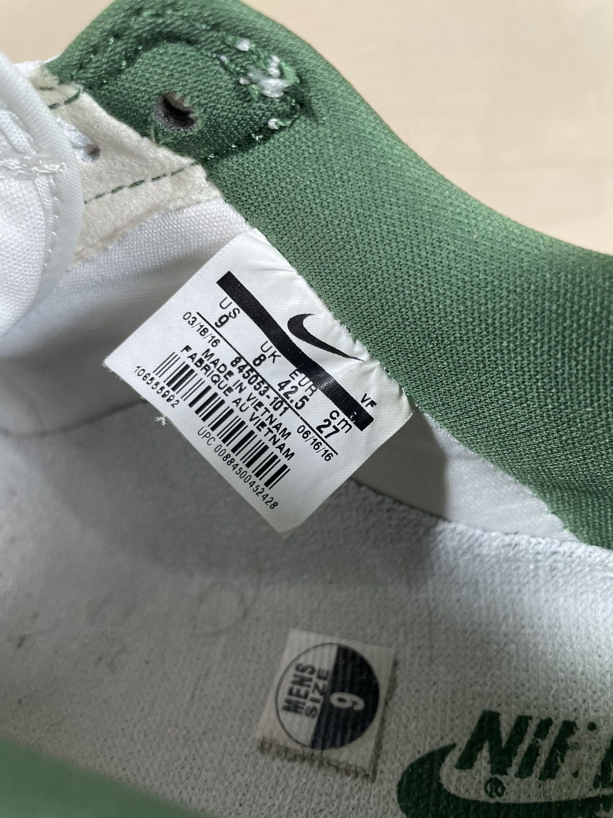 Nike Nike Air Force 1 Low Retro Size US 9 / EU 42 - 9 Thumbnail