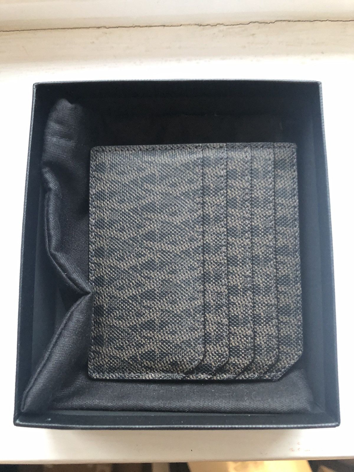 Saint Laurent Paris Toile Monogram Card Holder Size ONE SIZE - 1 Thumbnail
