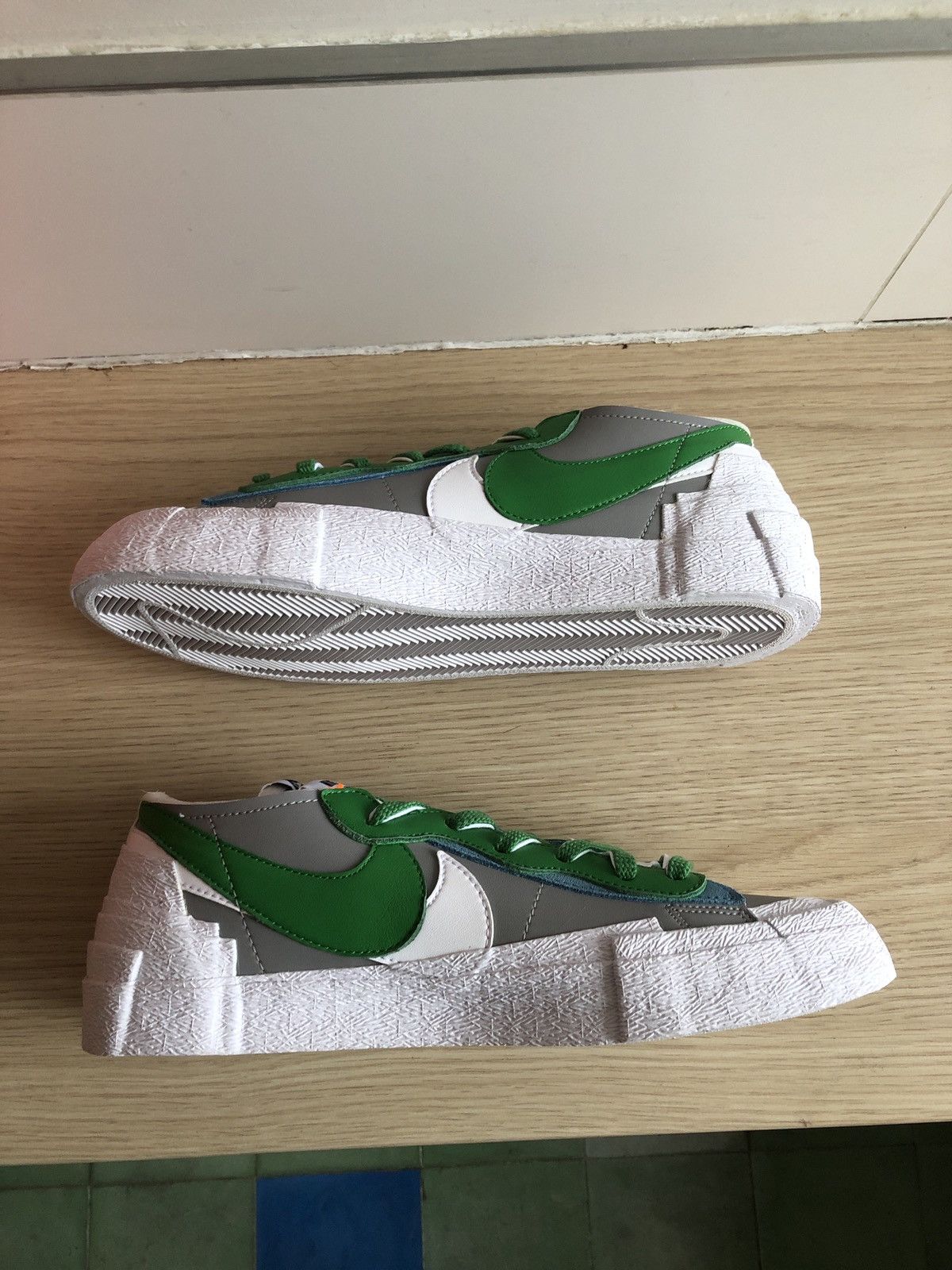 Nike × Sacai Nike blazer low x sacai Size US 11 / EU 44 - 2 Thumbnail