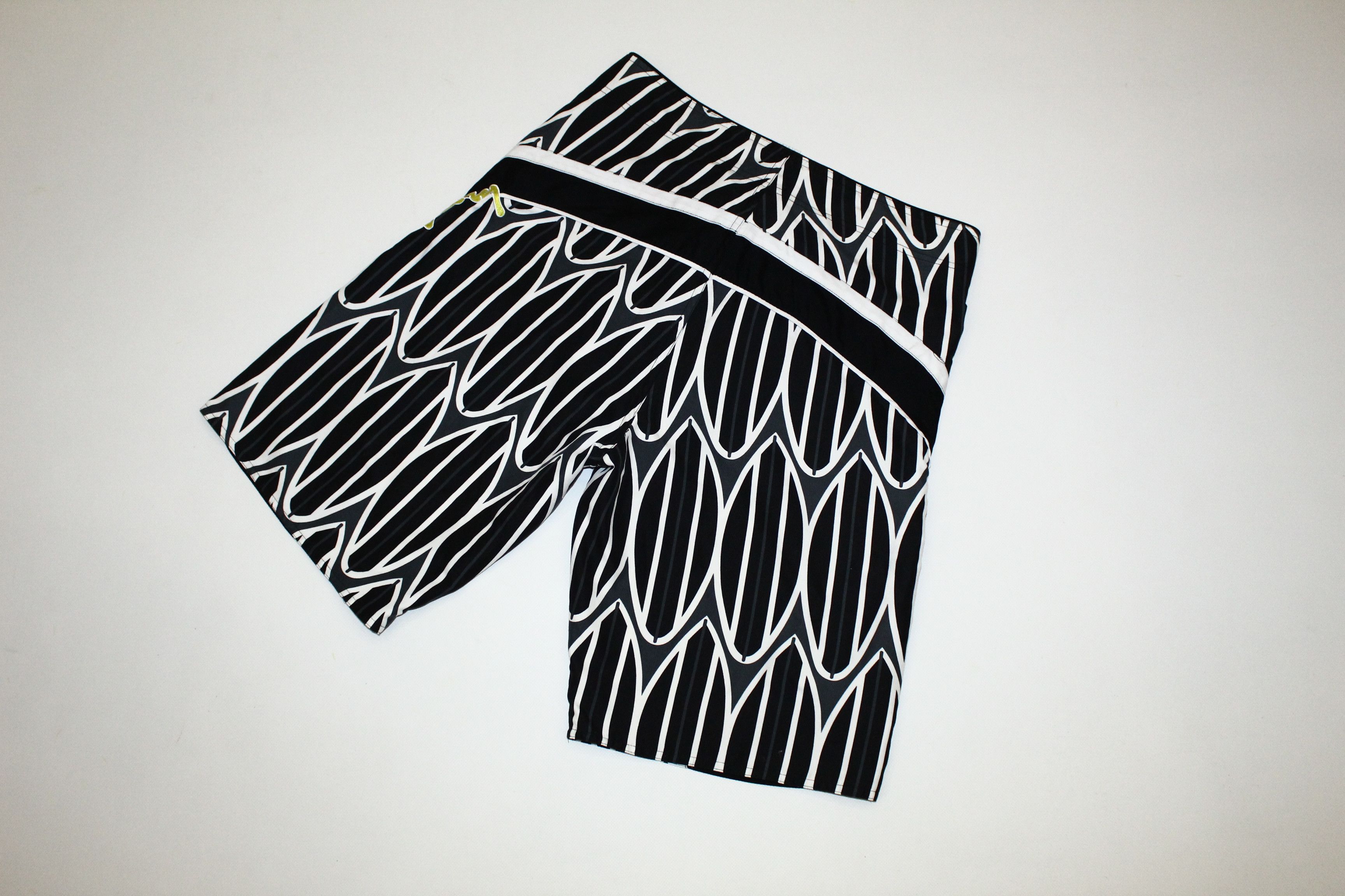 Bjorn Borg Bjorn Borg Geometric Graphic Print Swim Shorts Size US 34 / EU 50 - 5 Thumbnail