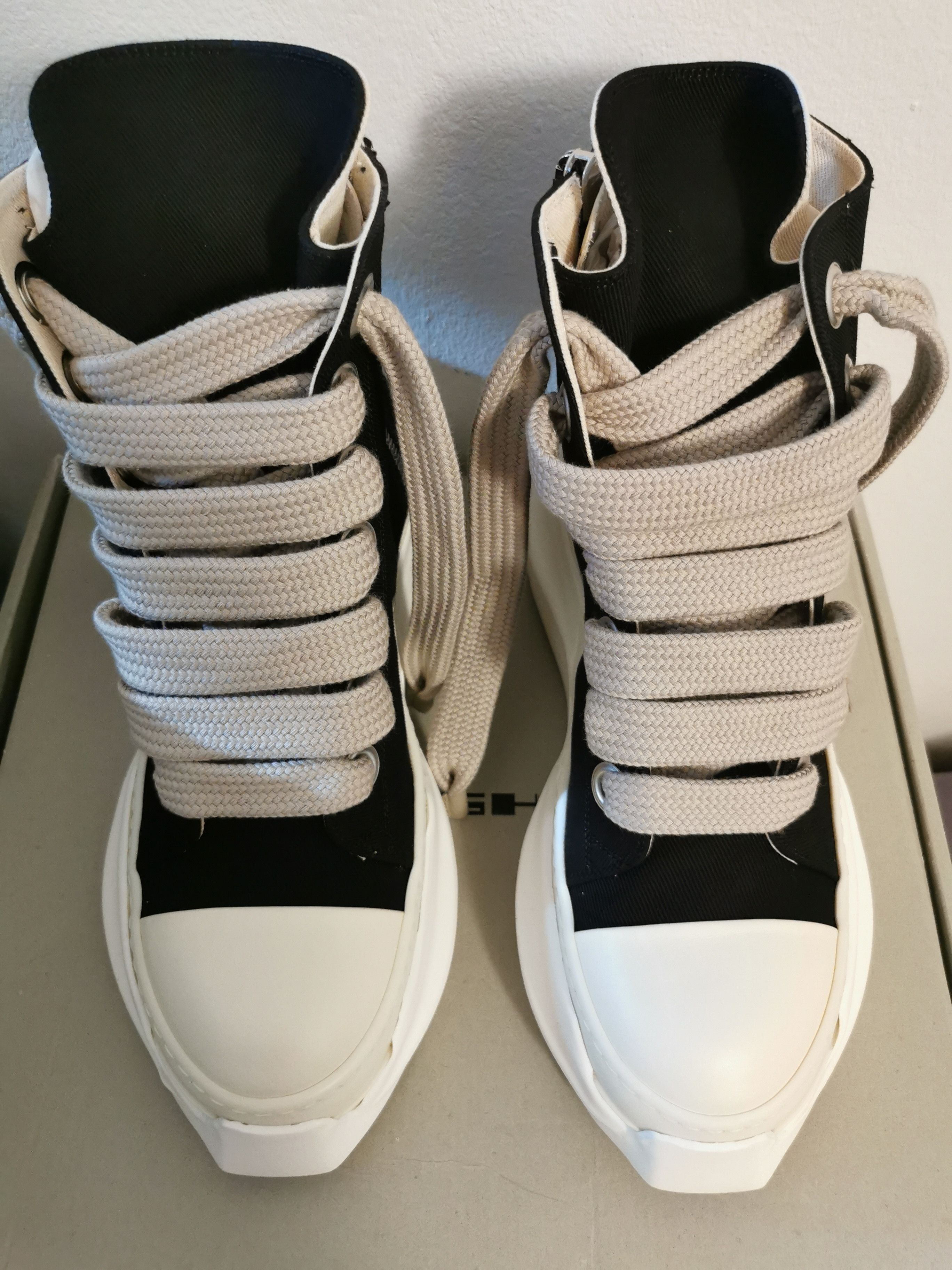 Rick Owens Drkshdw × Vintage Jumbo Lace High-Top Abstract