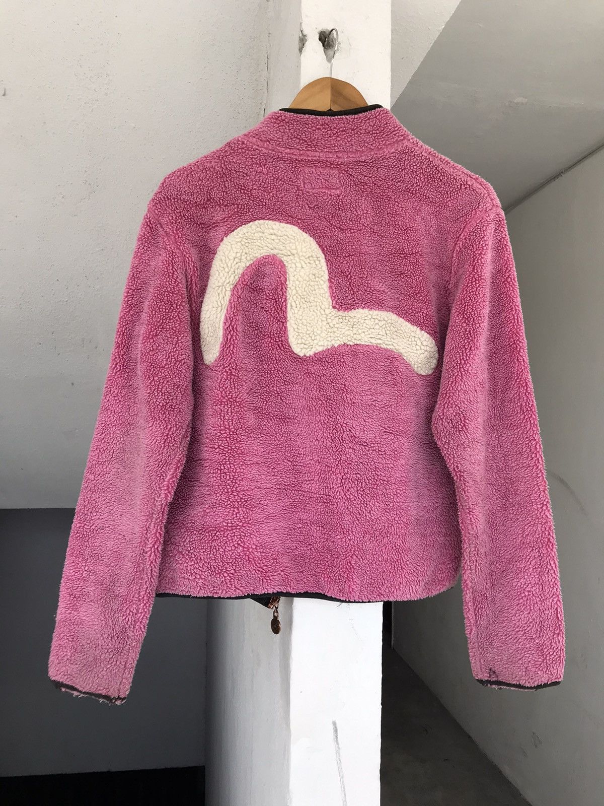 郵送買取 新品5台以上送料無料キャンペーン中！！  Evisu EVISU BOA FLEECE JACKET | Grailed ブルゾン