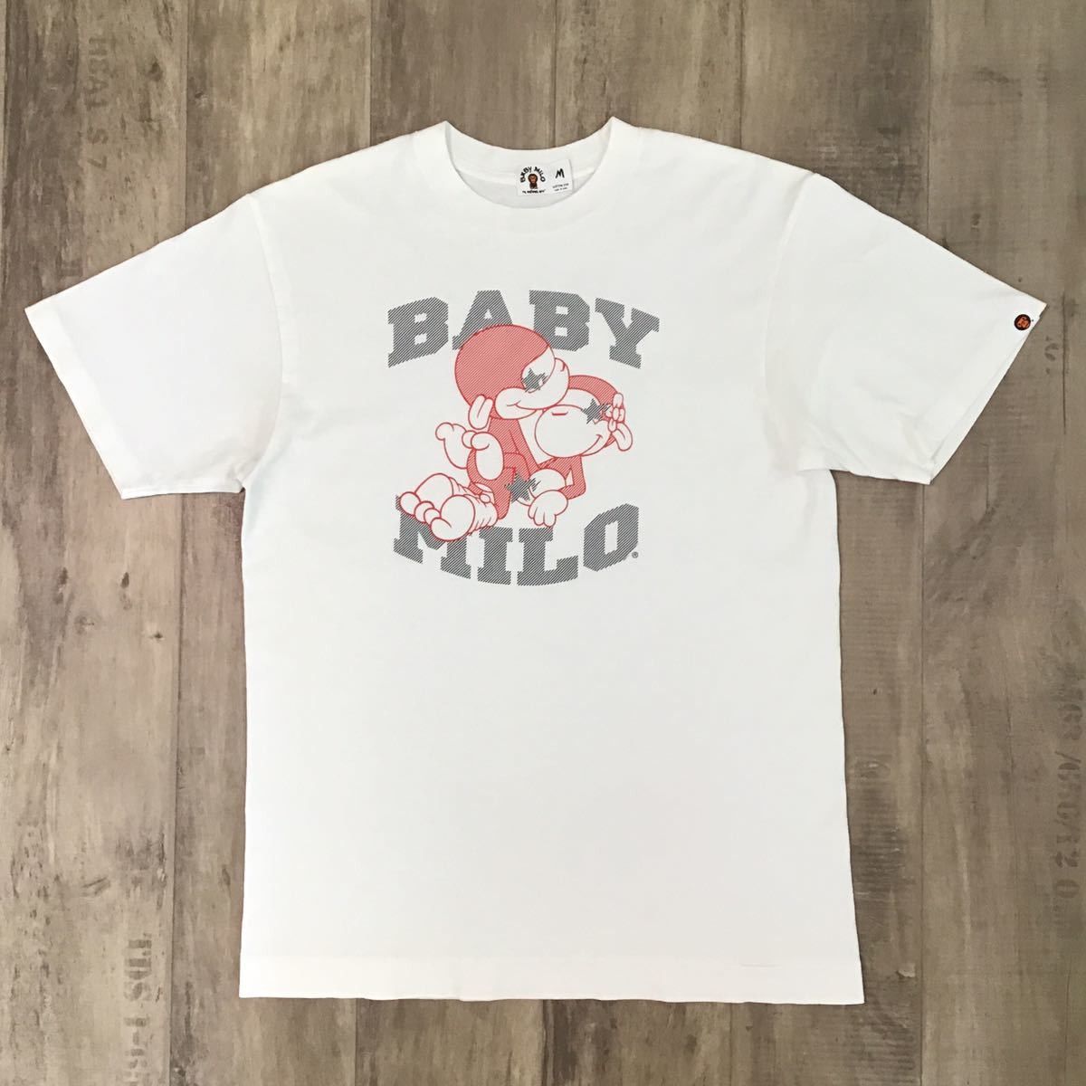 Bape BAPE Mook Limited Milo & Lisa sexy T-shirt Size US M / EU 48-50 / 2 - 1 Thumbnail