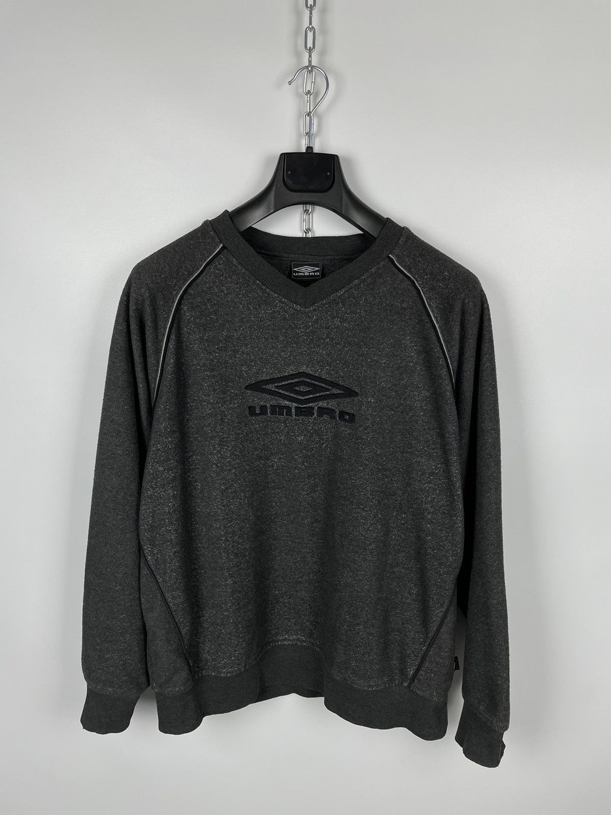 Umbro × Vintage Vintage 00s Umbro Big Logo Fleece Sweatshirt Size US M / EU 48-50 / 2 - 2 Thumbnail