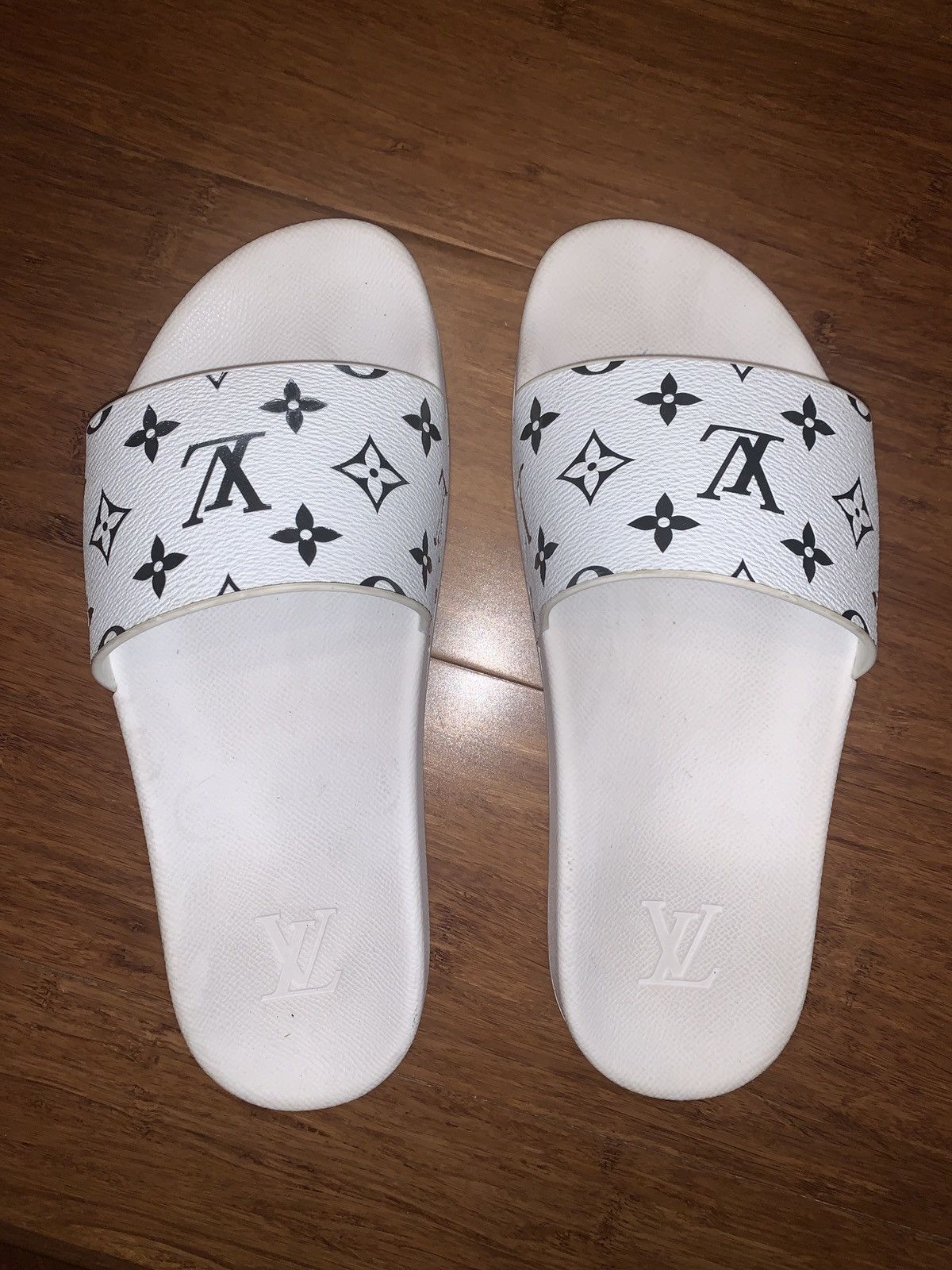Louis Vuitton Waterfront Mule Slides