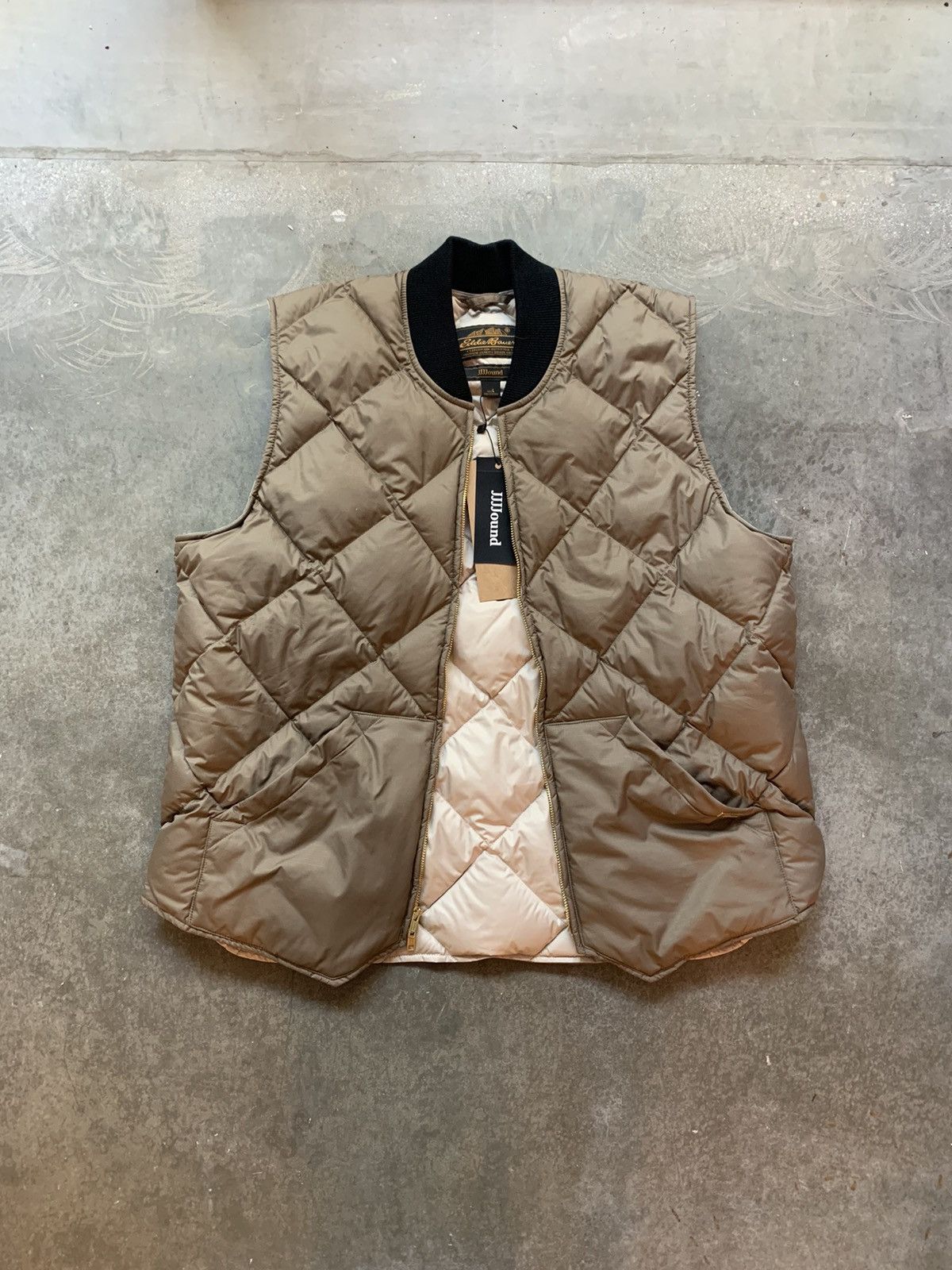 Jjjjound x Eddie Bauer Brown Puff Vest Size L Never Worn