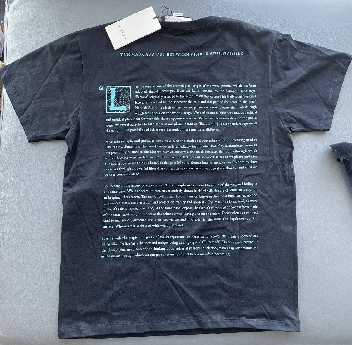 Gucci Super Runway Rare Brand New Loved BS Gucci Logo Tee T-shirt Size US S / EU 44-46 / 1 - 19 Thumbnail