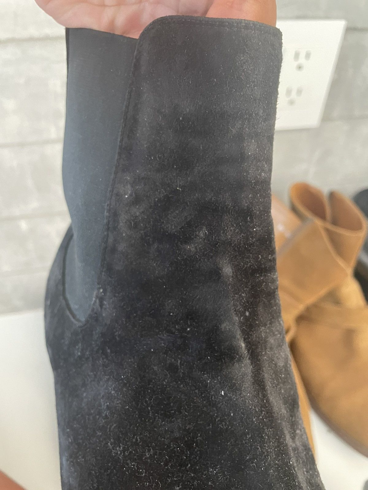 Saint Laurent Paris Saint Laurent Chelsea 50 — Black Suede Size US 12 / EU 45 - 6 Thumbnail