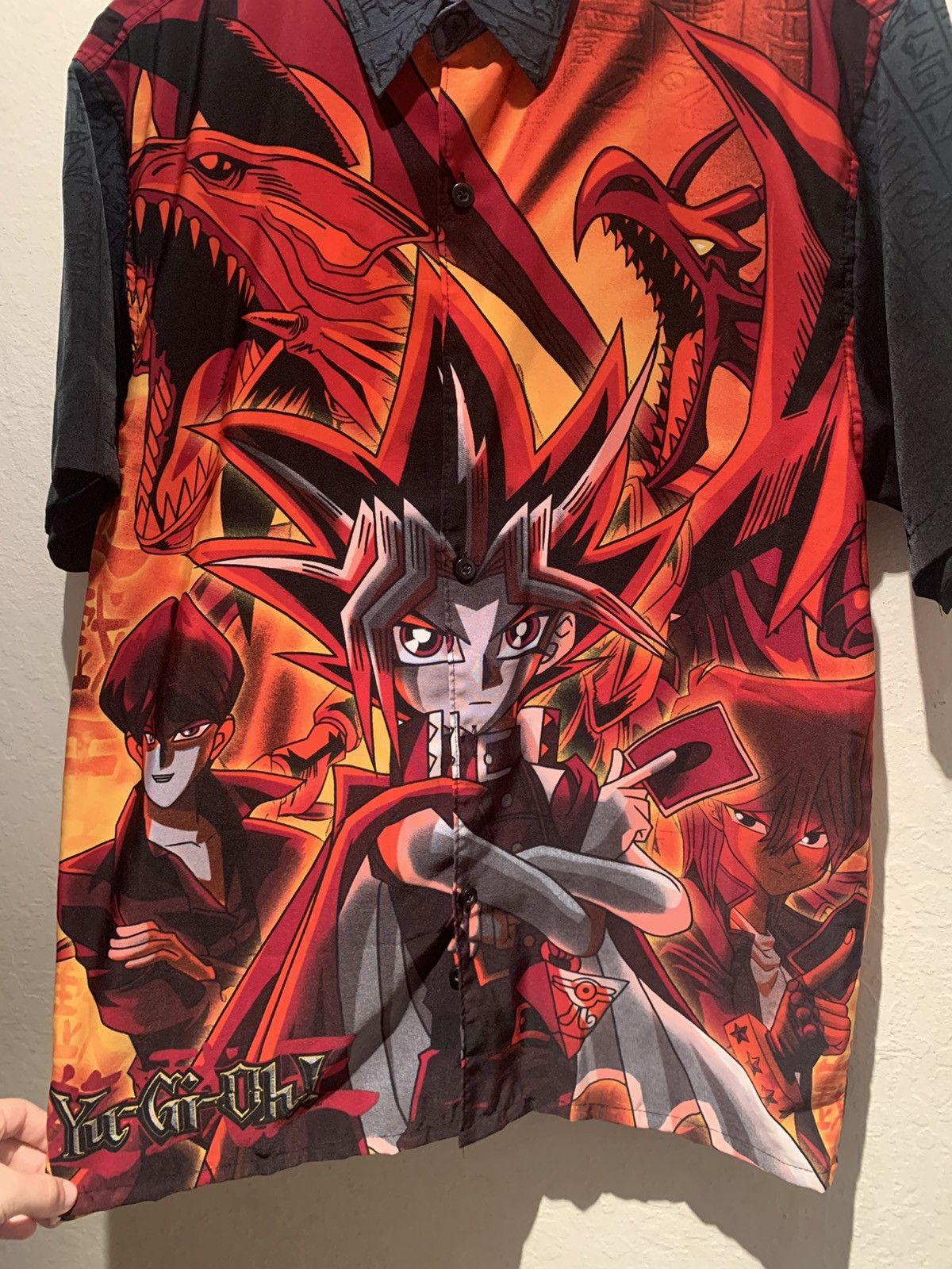 Vintage *RARE* Vintage Yu-Gi-Oh! All-Over Print S/S Button Shirt Size US M / EU 48-50 / 2 - 3 Thumbnail