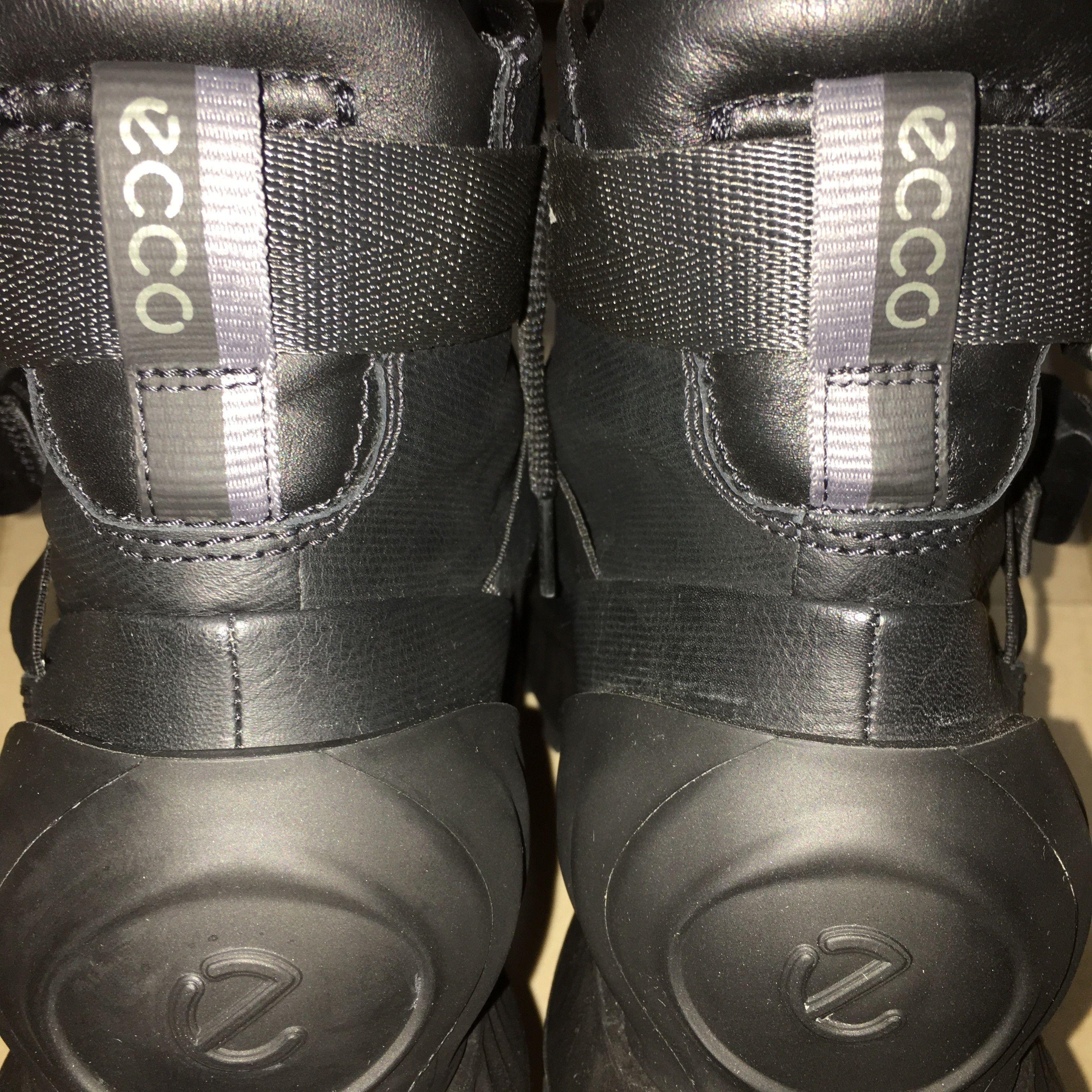 Ecco MEN'S EXPSTRIKE MID HIKING SHOES Size US 9 / EU 42 - 10 Thumbnail
