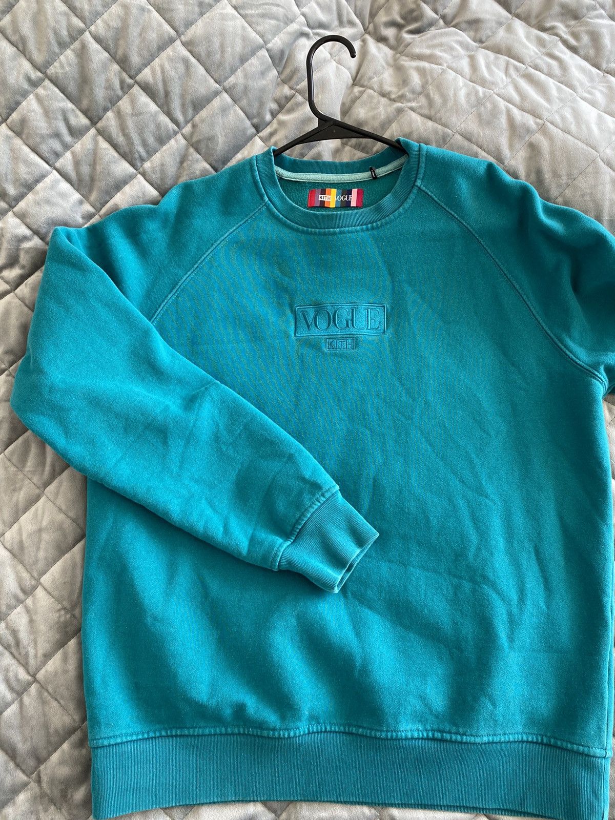 Kith FW17 Kith x Vogue Teal Logo Crewneck Size US XL / EU 56 / 4 - 1 Thumbnail