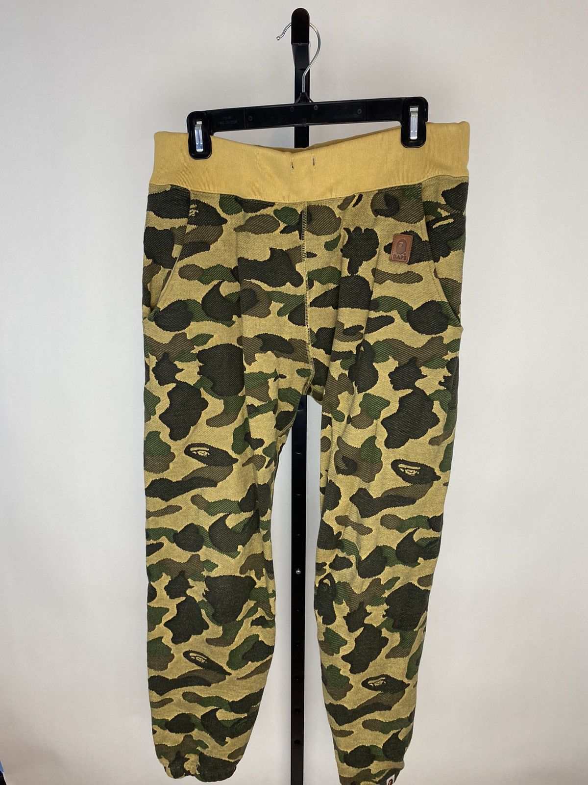 BAPE 1st Camo Original Sweatpants/Joggers size M