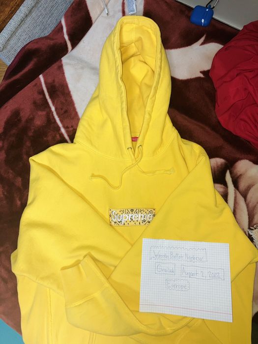 Yellow supreme bandana box sales logo