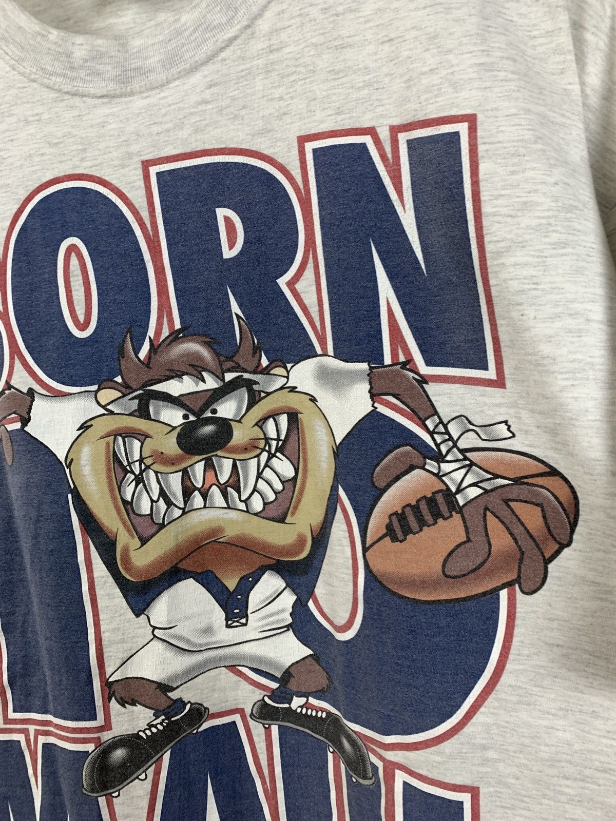 Nutmeg 1995 Vintage Taz Born To Maul Nutmeg T-Shirt Size US XL / EU 56 / 4 - 9 Thumbnail