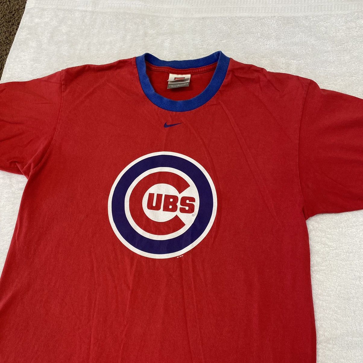 Nike 2004 Chicago Cubs Nike T-Shirt Blue Red Ribbed Cuffs Size M Size US M / EU 48-50 / 2 - 3 Thumbnail