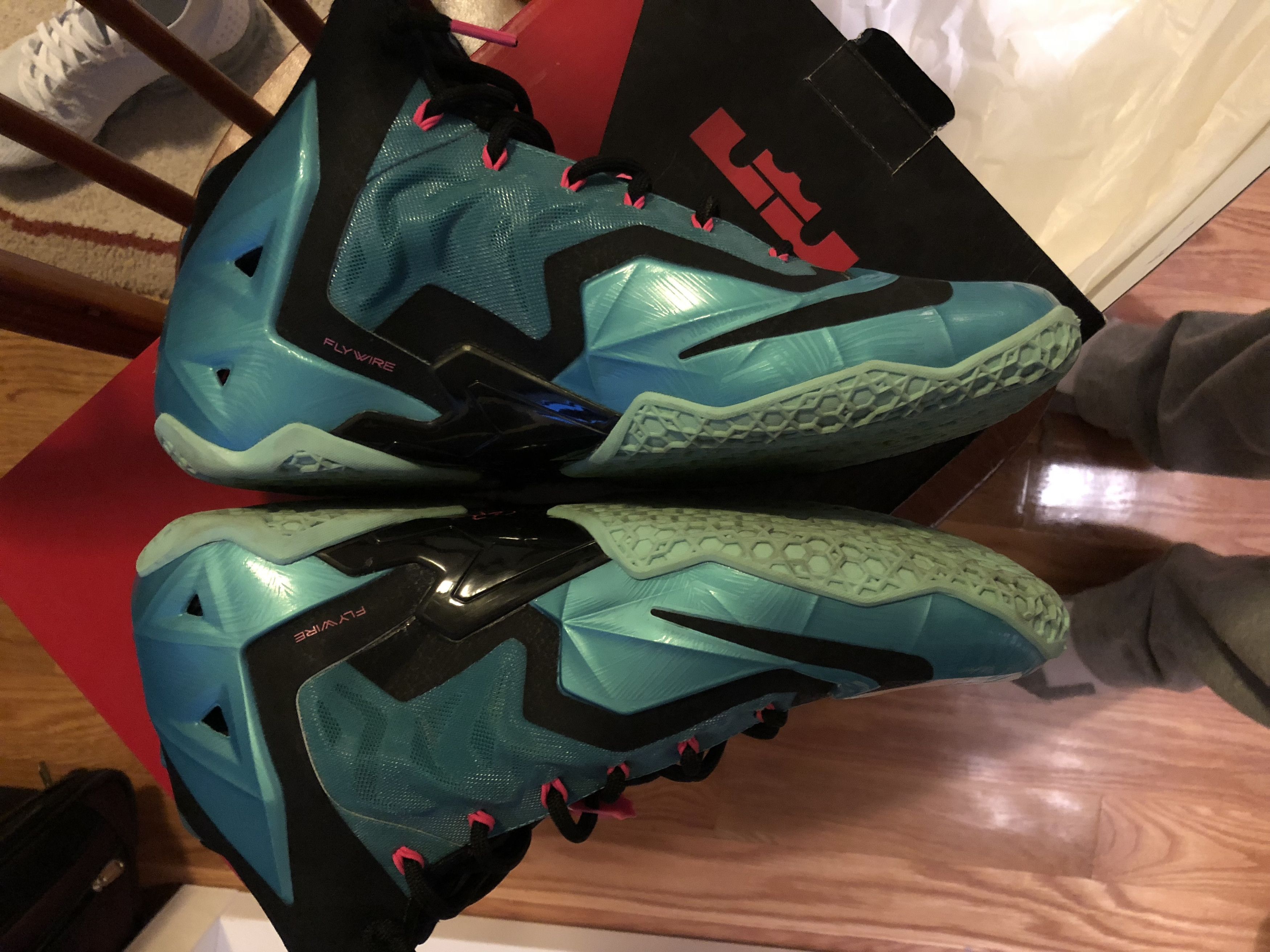 lebron south beach size 11