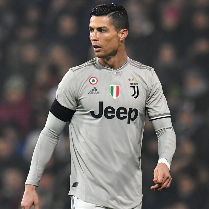 cristiano ronaldo jersey 2019