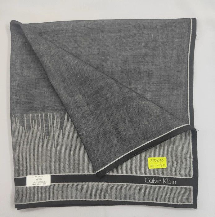 Calvin Klein × Vintage CK Handkerchief/ Neckerchief/ Bandana - 3F2040 Size ONE SIZE - 1 Thumbnail