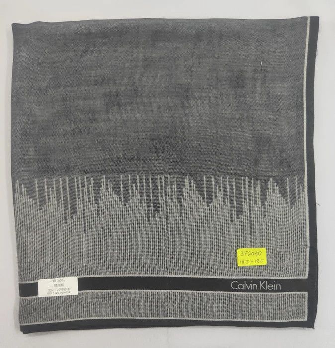 Calvin Klein × Vintage CK Handkerchief/ Neckerchief/ Bandana - 3F2040 Size ONE SIZE - 3 Thumbnail