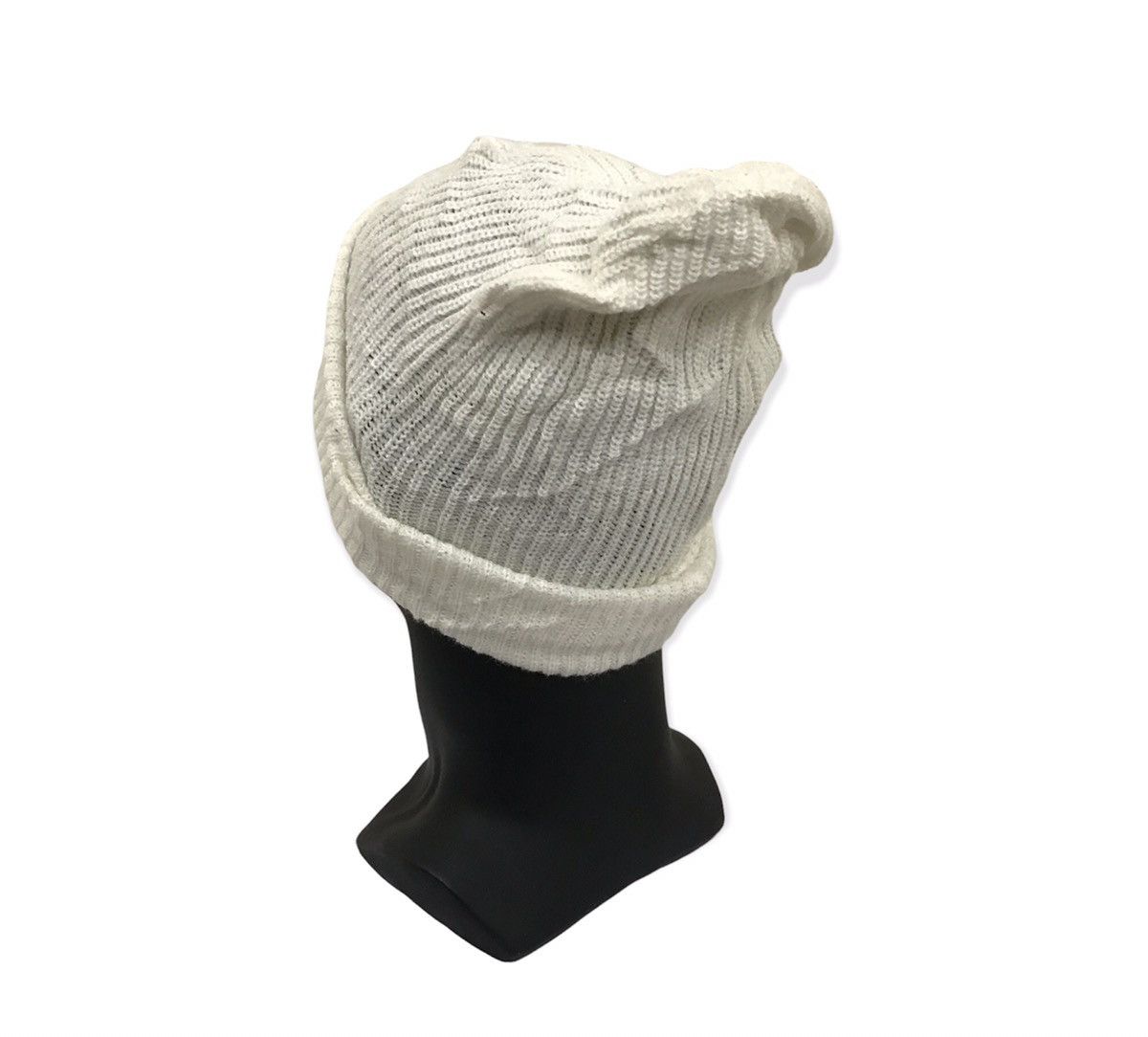 Chevignon × Vintage Chevignon Plain Beanie Hat Size ONE SIZE - 3 Thumbnail