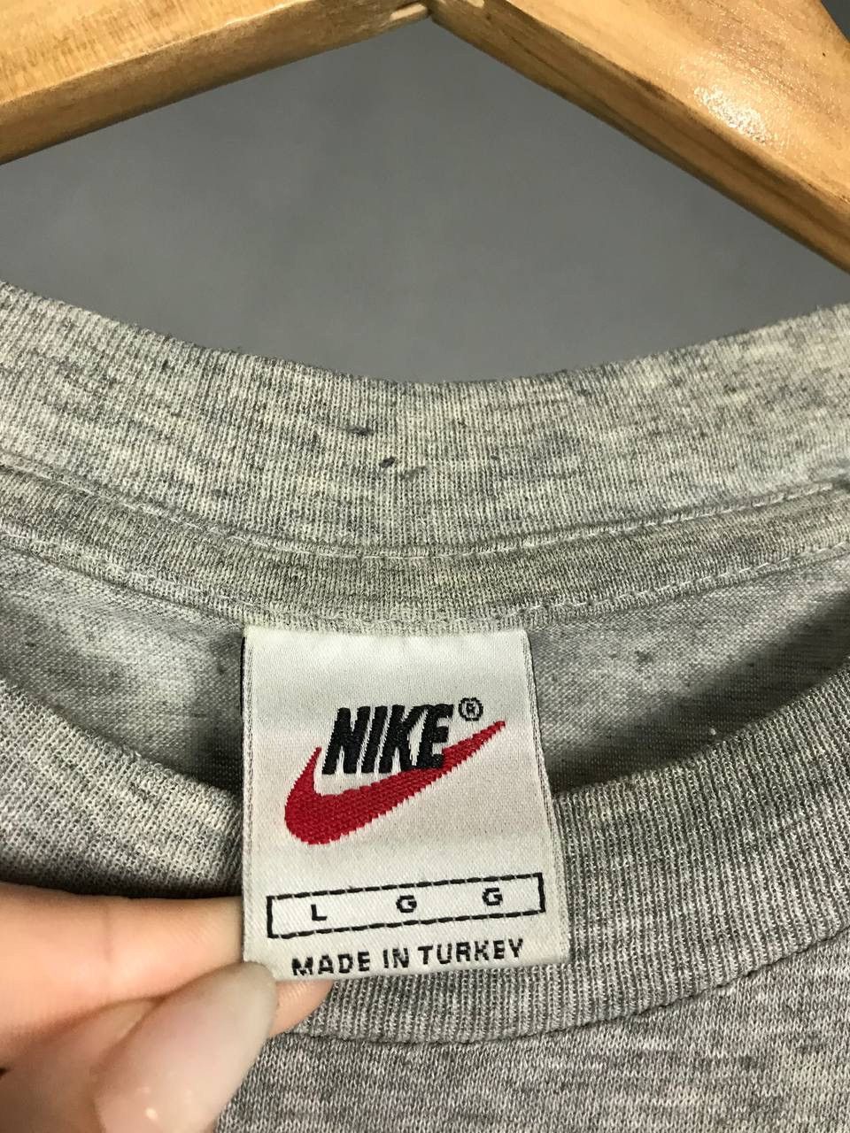 Nike × Vintage Nike swoosh streetwear vintage tee Size US L / EU 52-54 / 3 - 4 Thumbnail