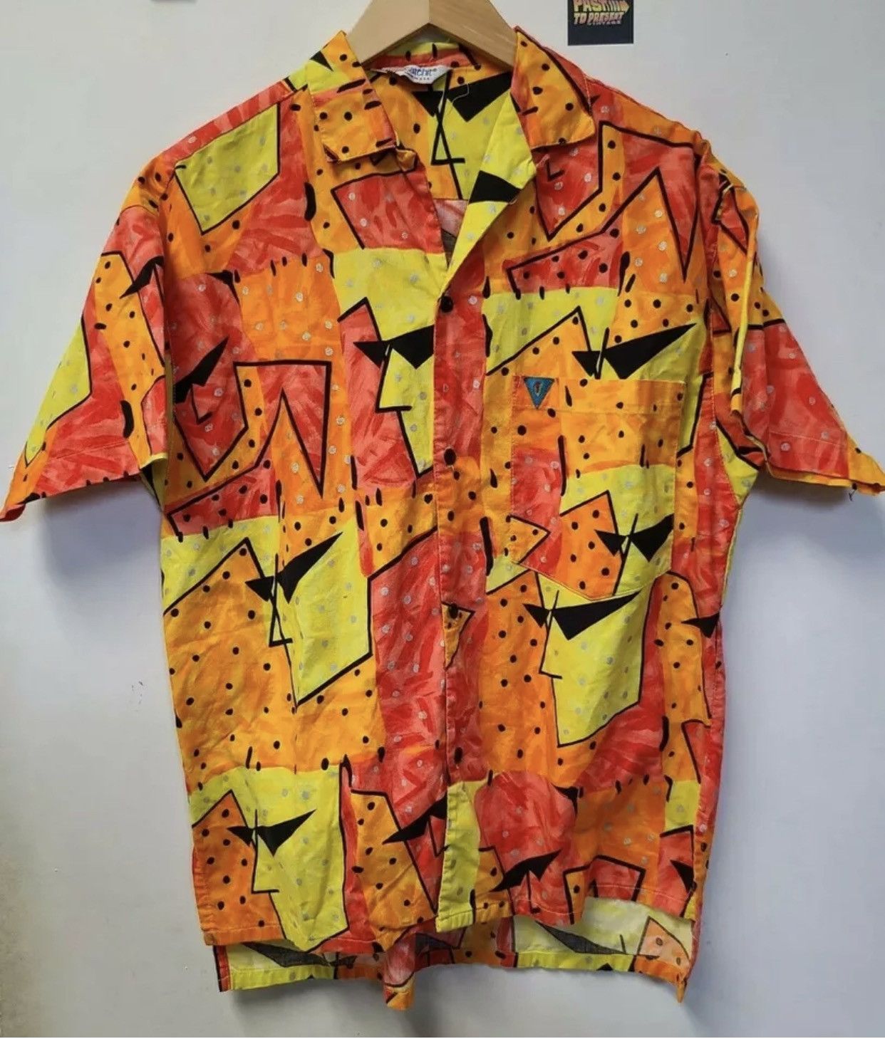 Vintage CATCHIT 80s 90 Surf Skate Beach Geometric Single Stitch AOP Size US M / EU 48-50 / 2 - 1 Thumbnail