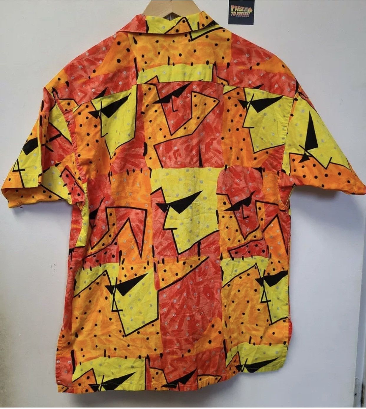 Vintage CATCHIT 80s 90 Surf Skate Beach Geometric Single Stitch AOP Size US M / EU 48-50 / 2 - 3 Thumbnail