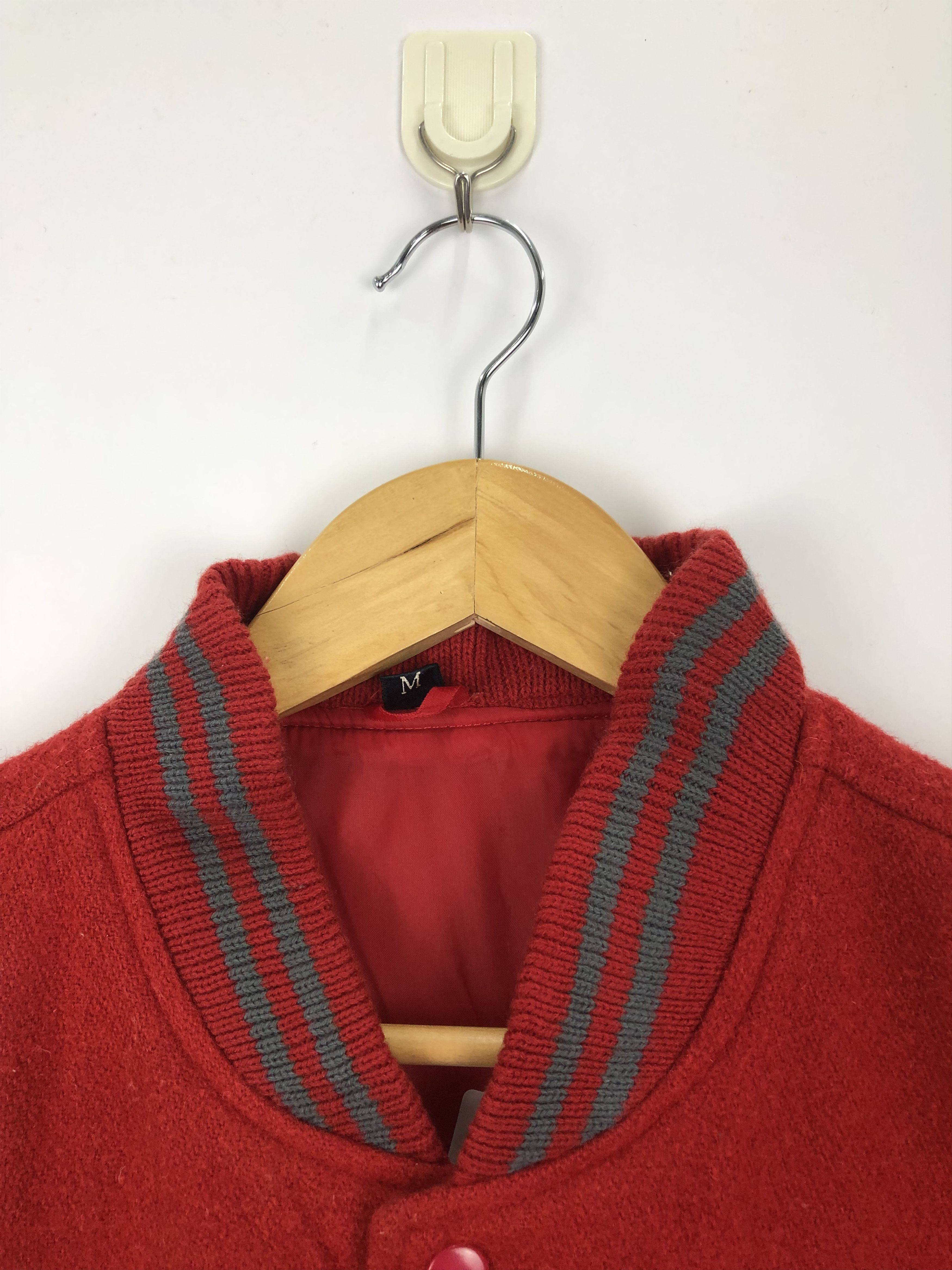 Japanese Brand Vintage 90s Japanese Brand Wool Varsity Jacket Red V0408 Size US M / EU 48-50 / 2 - 7 Thumbnail