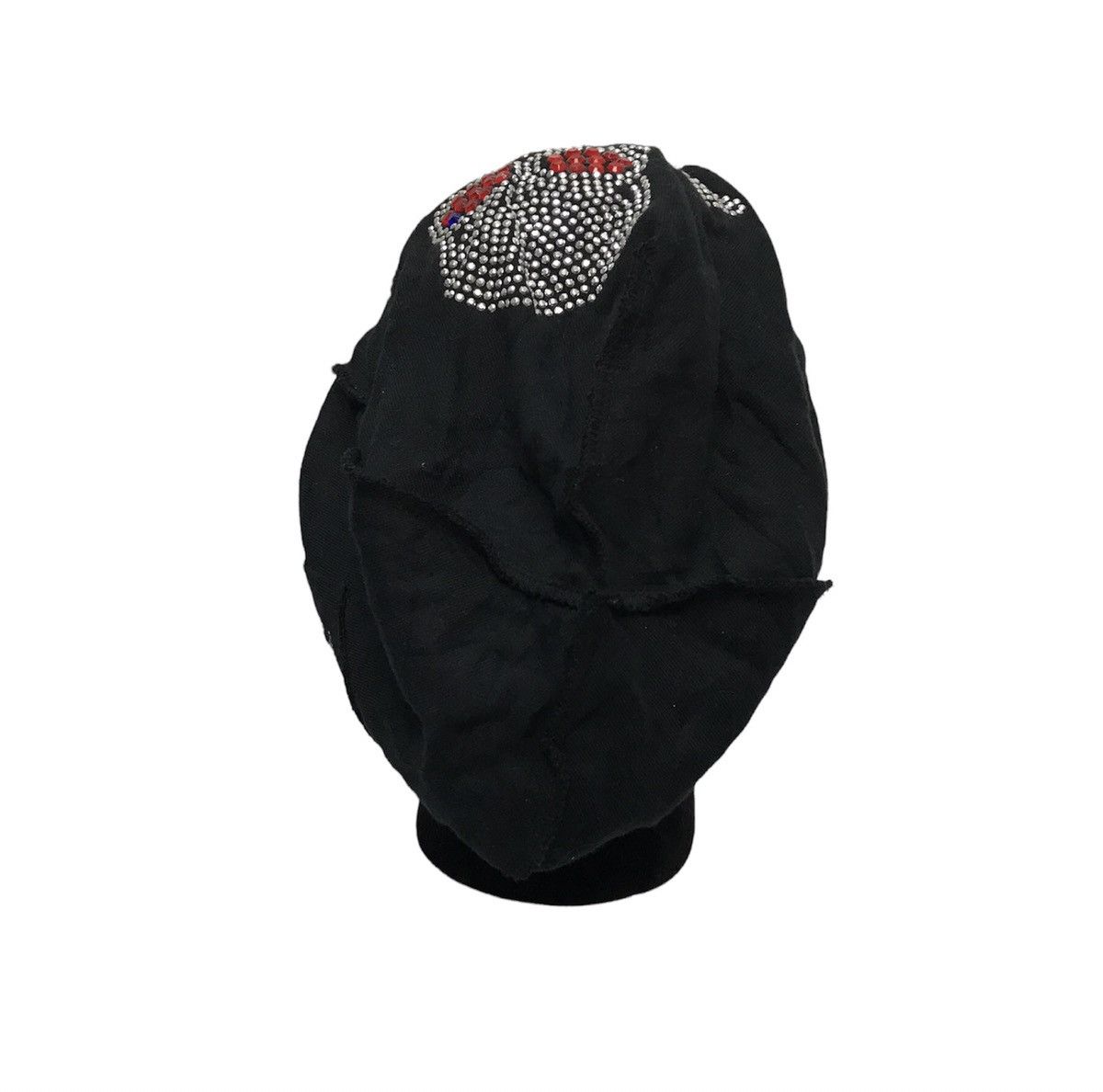 Japanese Brand ANGELICA ROSES SKULL DIAMOND EMBROIDERY BANIE Size ONE SIZE - 7 Thumbnail