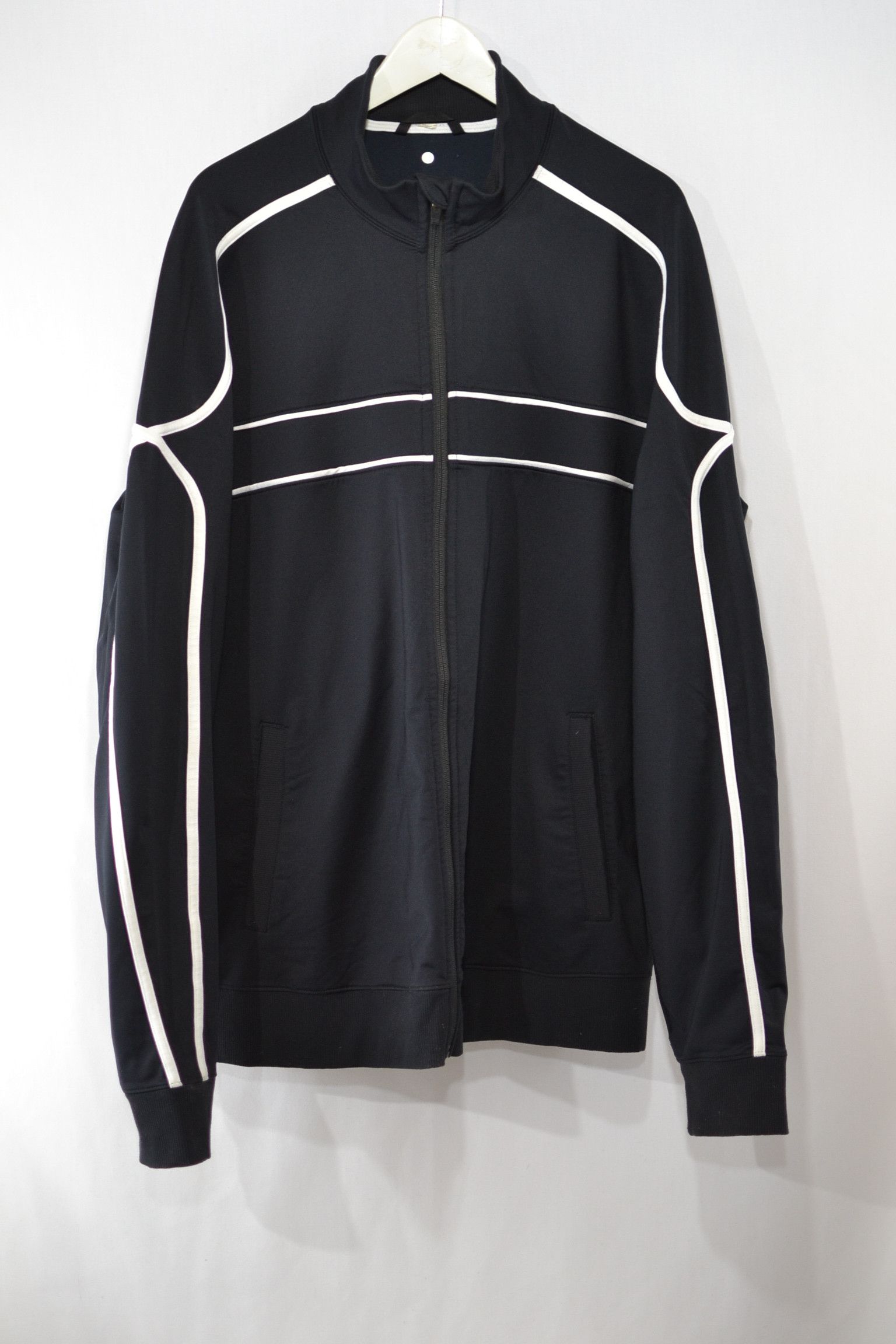 Lululemon Black White Decal Stripe Warm Up Track Jacket sz XL Size US XL / EU 56 / 4 - 1 Thumbnail
