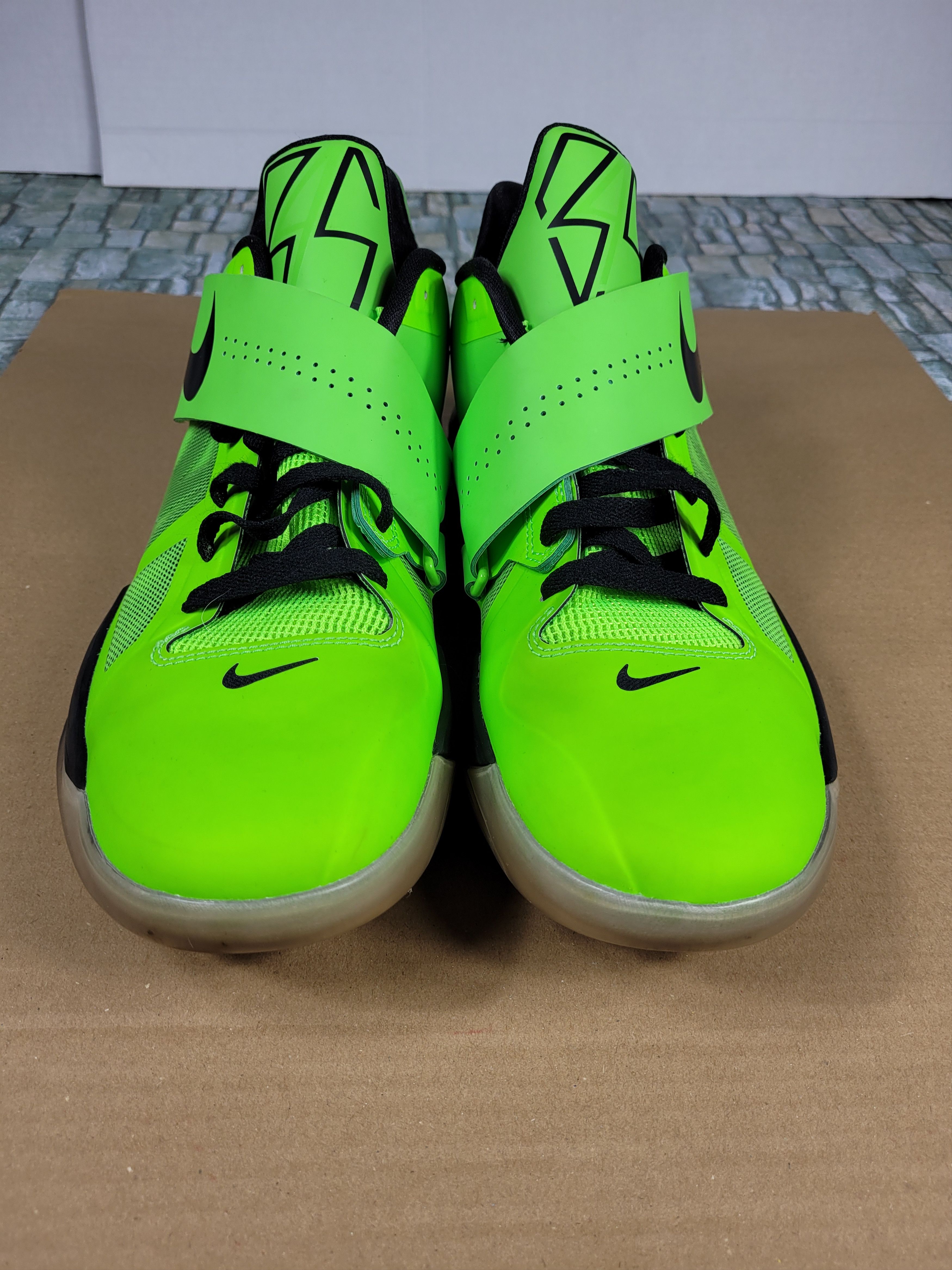 Nike Nike KD iv 4 Nike ID sz 11.5 black Volt grinch Size US 11.5 / EU 44-45 - 11 Thumbnail