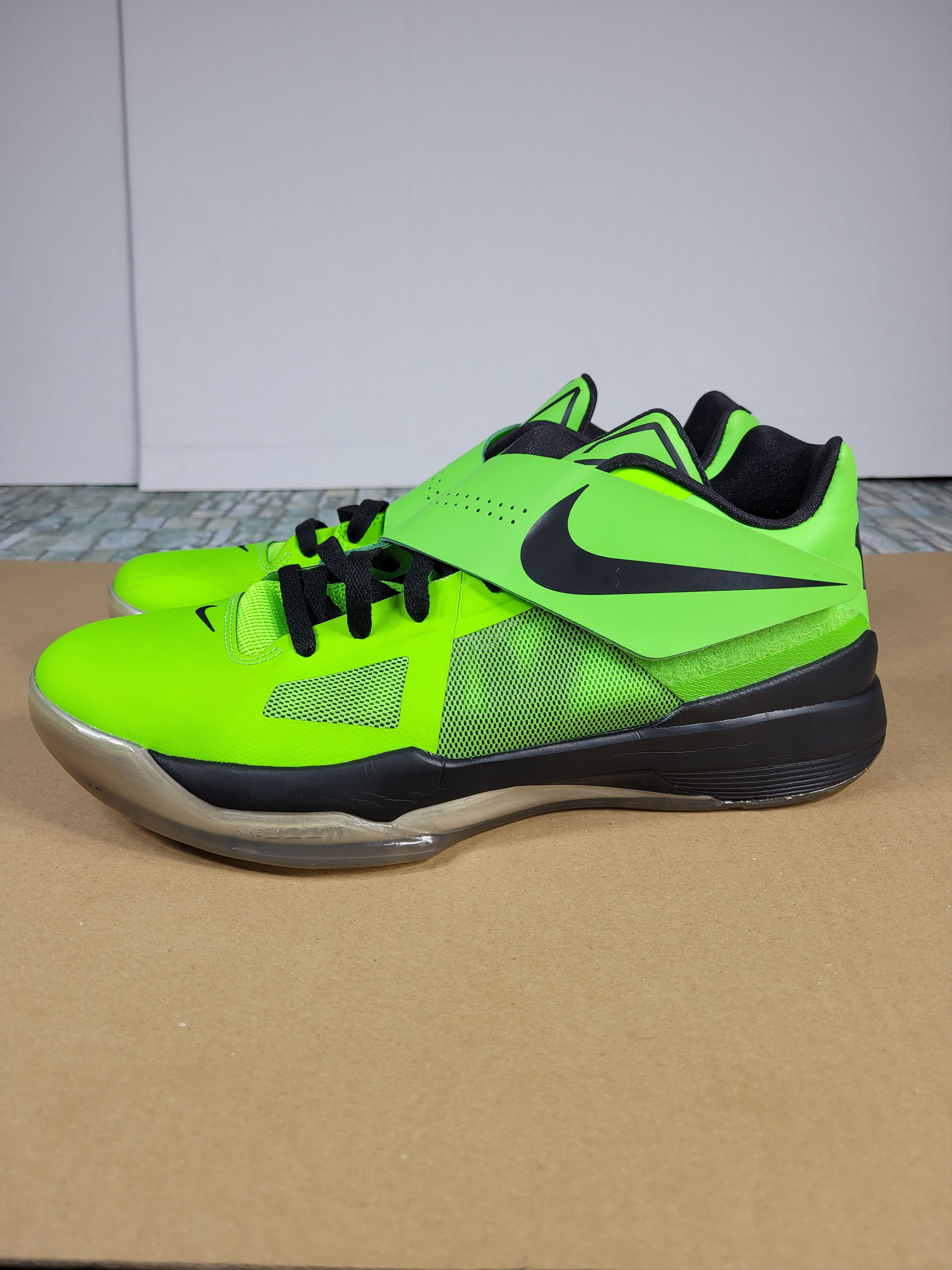 Nike Nike KD iv 4 Nike ID sz 11.5 black Volt grinch Size US 11.5 / EU 44-45 - 1 Thumbnail