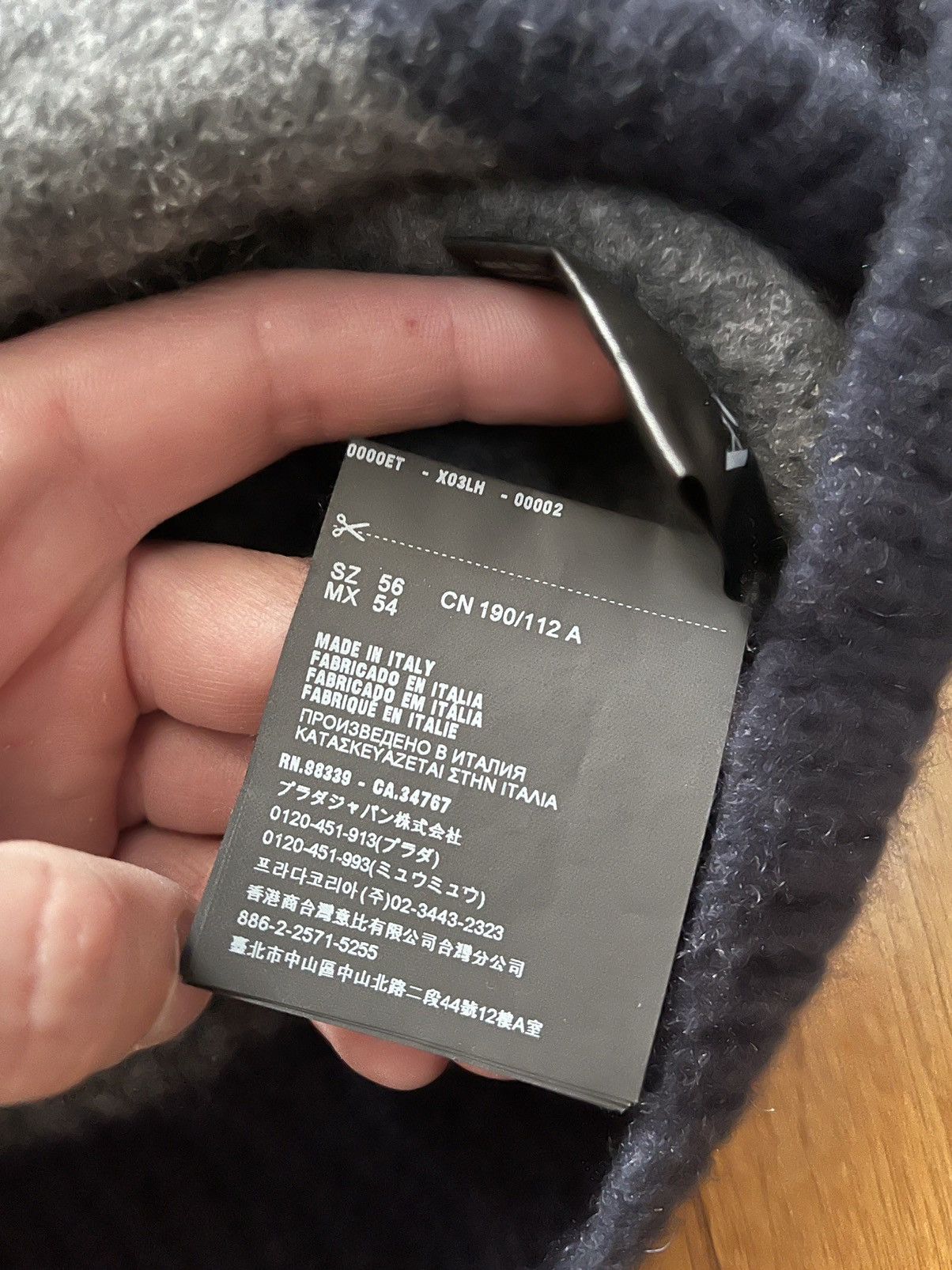 Prada Prada cashmere blue cardigan Size US M / EU 48-50 / 2 - 5 Thumbnail