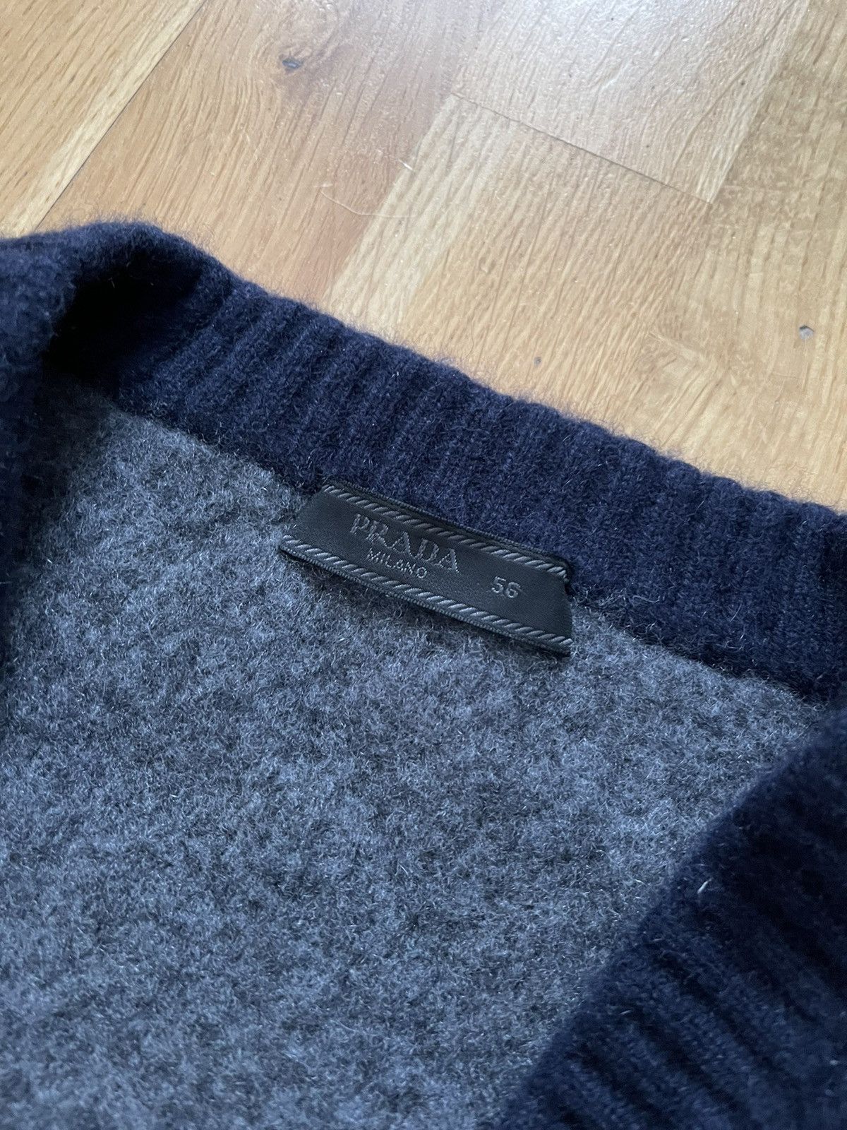 Prada Prada cashmere blue cardigan Size US M / EU 48-50 / 2 - 3 Thumbnail