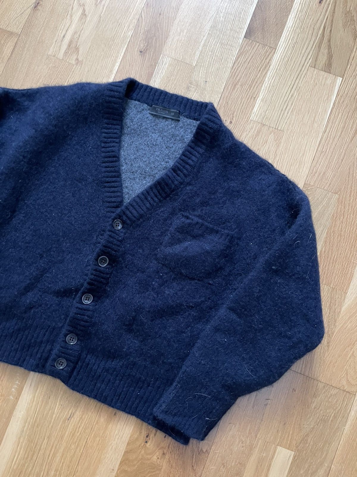 Prada Prada cashmere blue cardigan Size US M / EU 48-50 / 2 - 2 Thumbnail