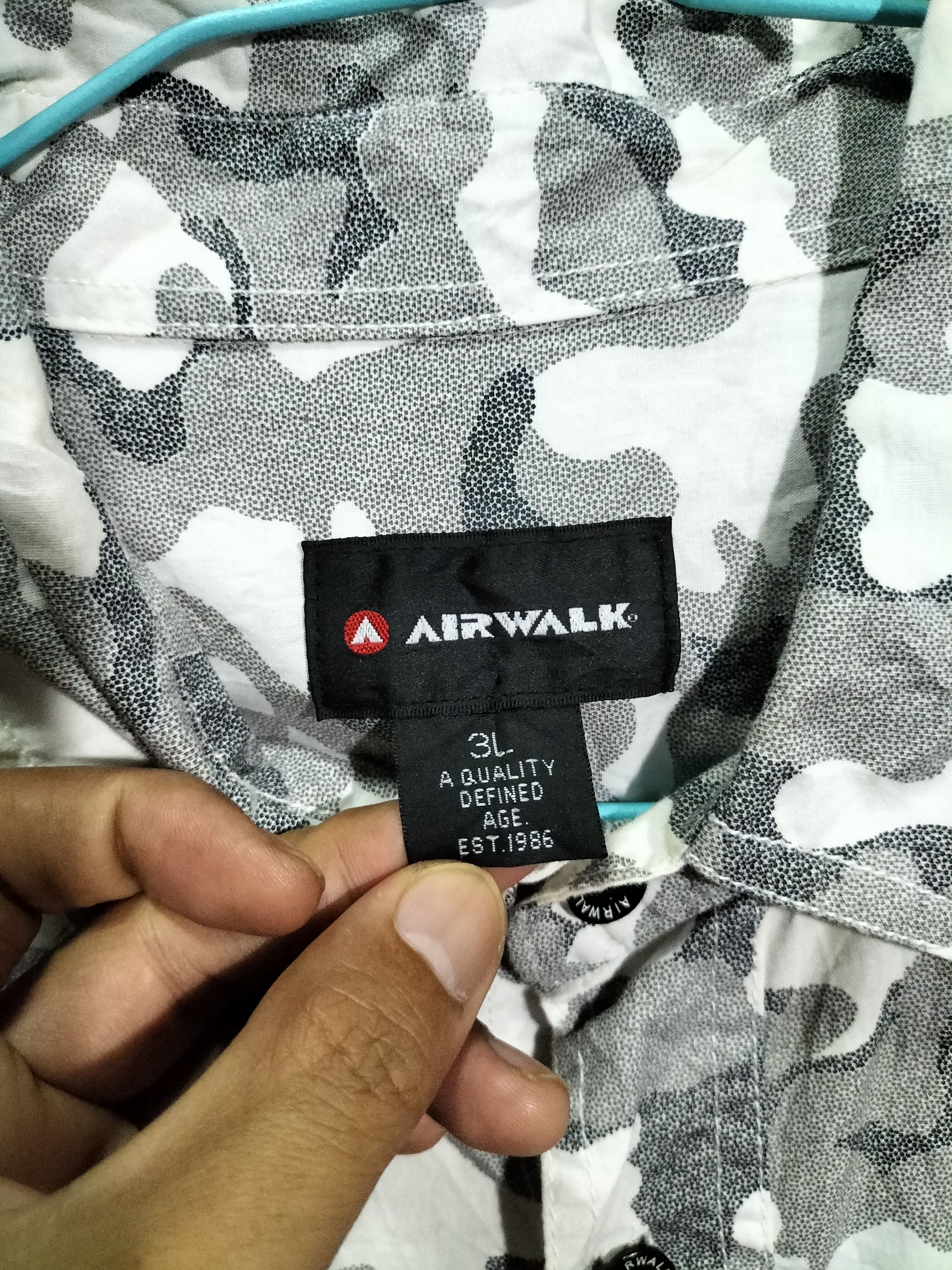 Airwalk Vintage Airwalk Snow Camouflage Shirts Fashion skate street Size US XXL / EU 58 / 5 - 3 Thumbnail