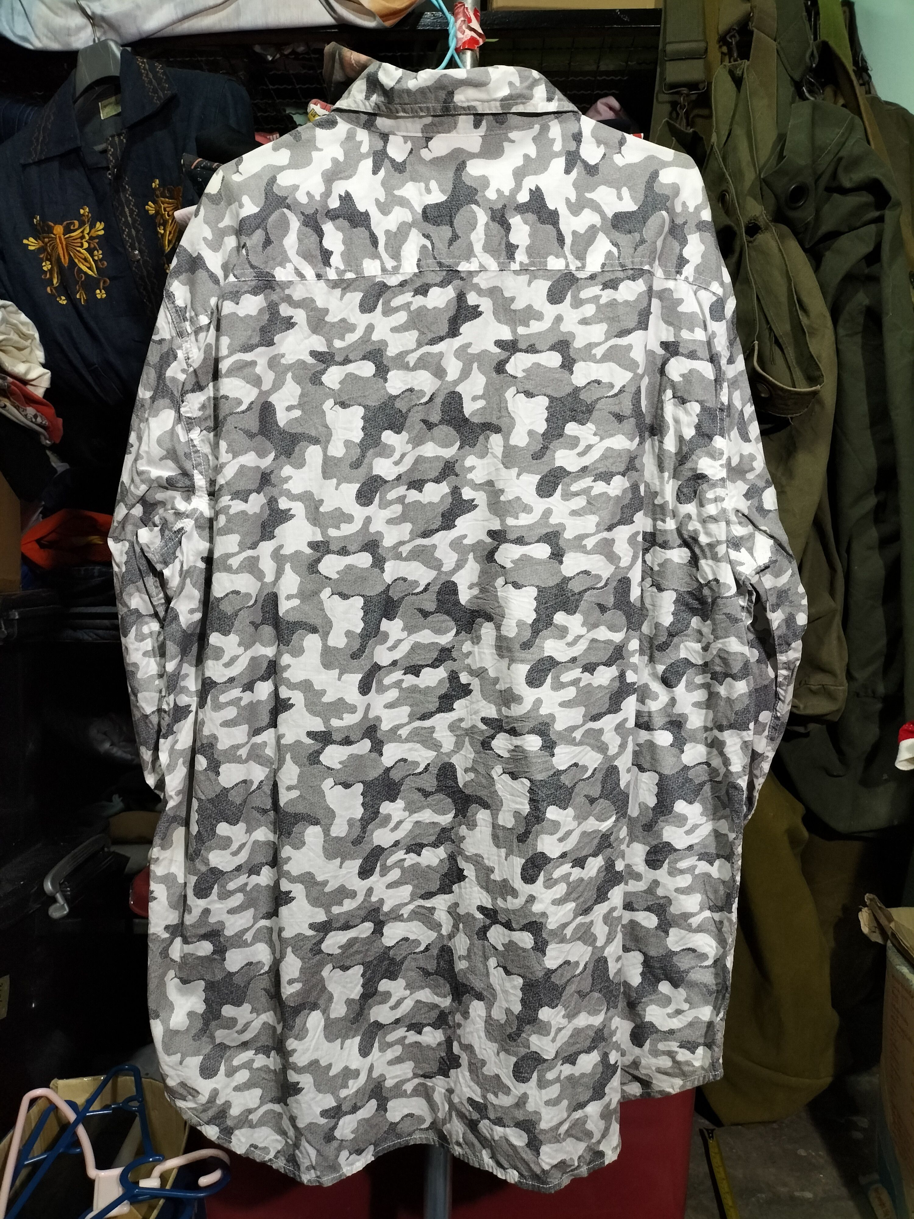 Airwalk Vintage Airwalk Snow Camouflage Shirts Fashion skate street Size US XXL / EU 58 / 5 - 6 Thumbnail