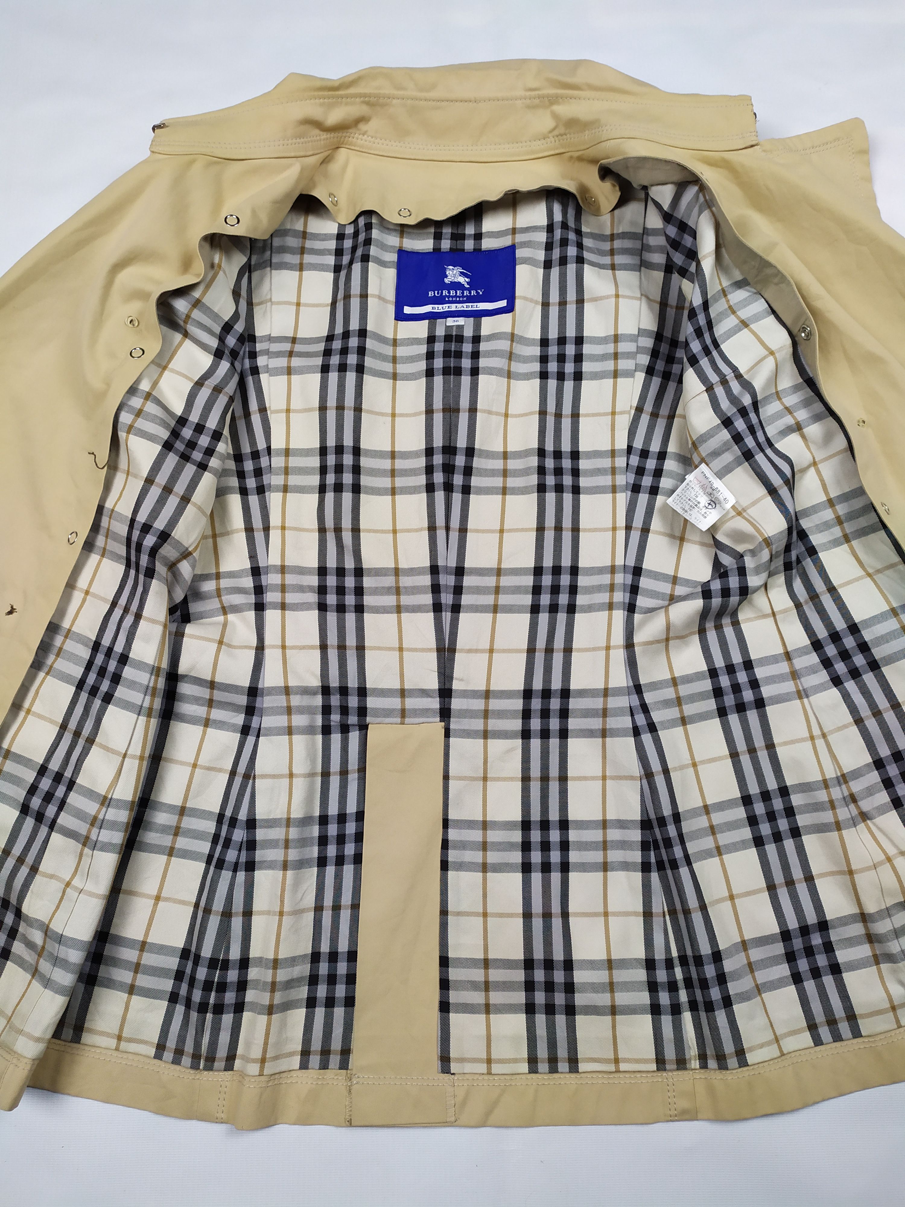Burberry Burberry Blue Label Trench coat Size 38 Size US S / EU 44-46 / 1 - 19 Thumbnail