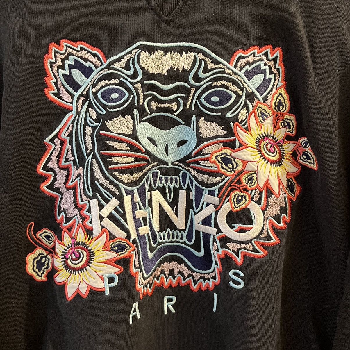 Kenzo Kenzo Tiger Hoodie MSRP $550 Embroidered Black Classic