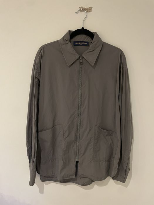 Louis Vuitton FW19 Gray Backpack Shirt by Virgil Abloh - Ākaibu Store