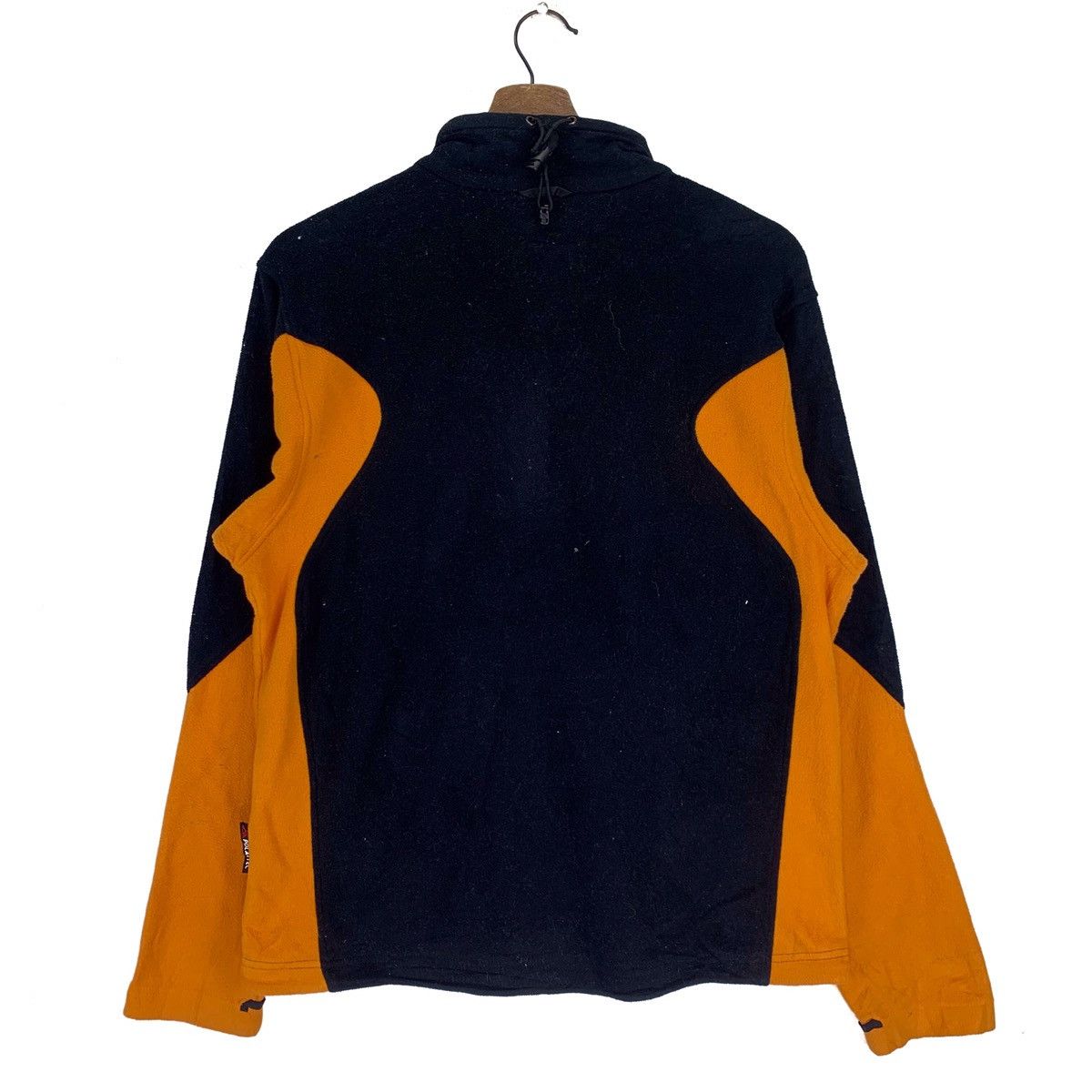 Jack Wolfskin Vintage Jack Wolfskin Fleece Zipper Jacket Size US S / EU 44-46 / 1 - 6 Thumbnail