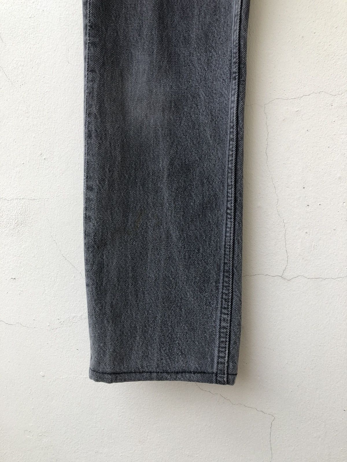 Levi's × Vintage Vintage 90s Levi’s 501 Jeans Faded Black Denim Size US 27 - 6 Thumbnail