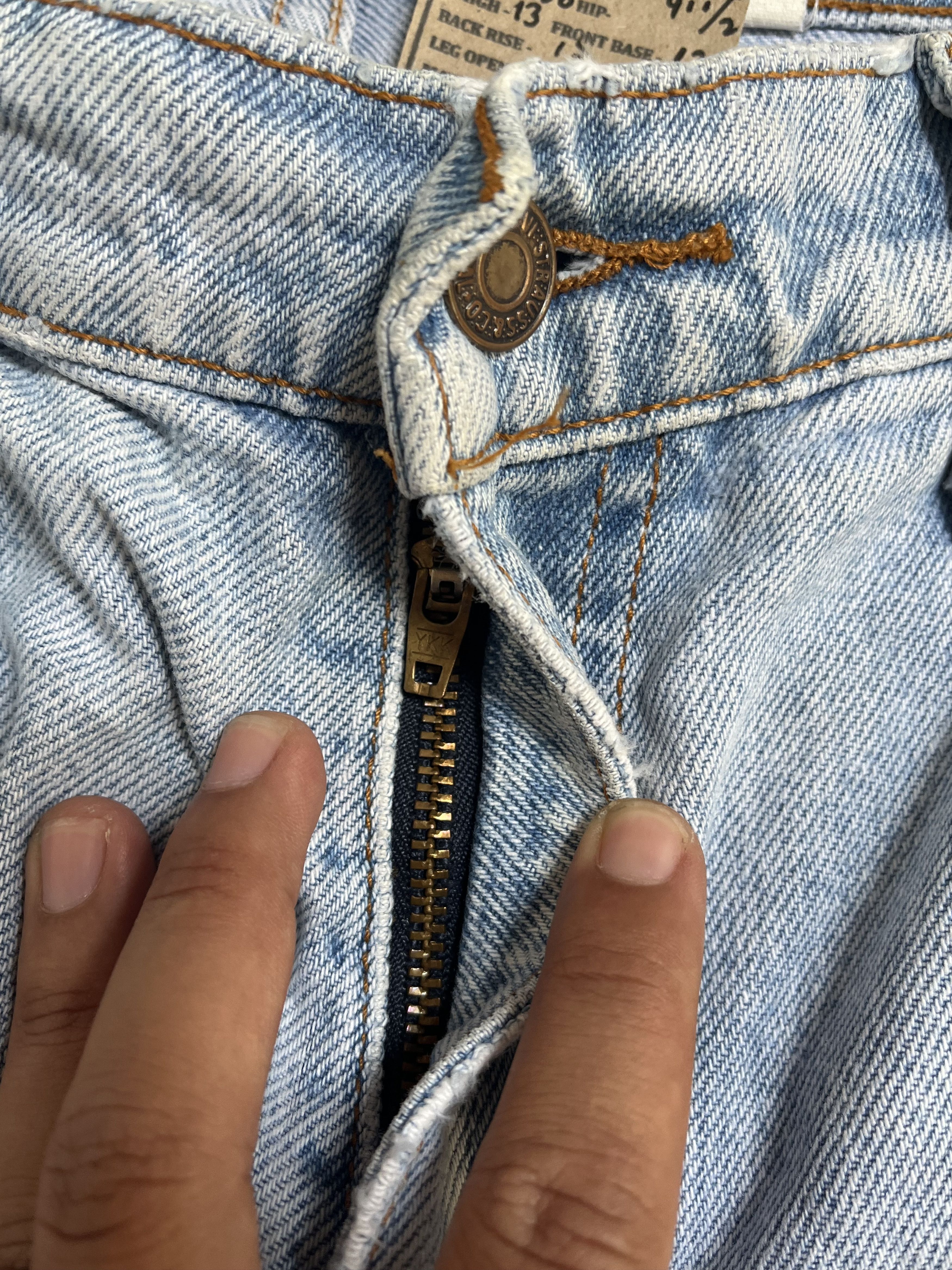 Levi's Vintage Levis 550 Relaxed Fit Jeans - L170 Size US 37 - 4 Thumbnail