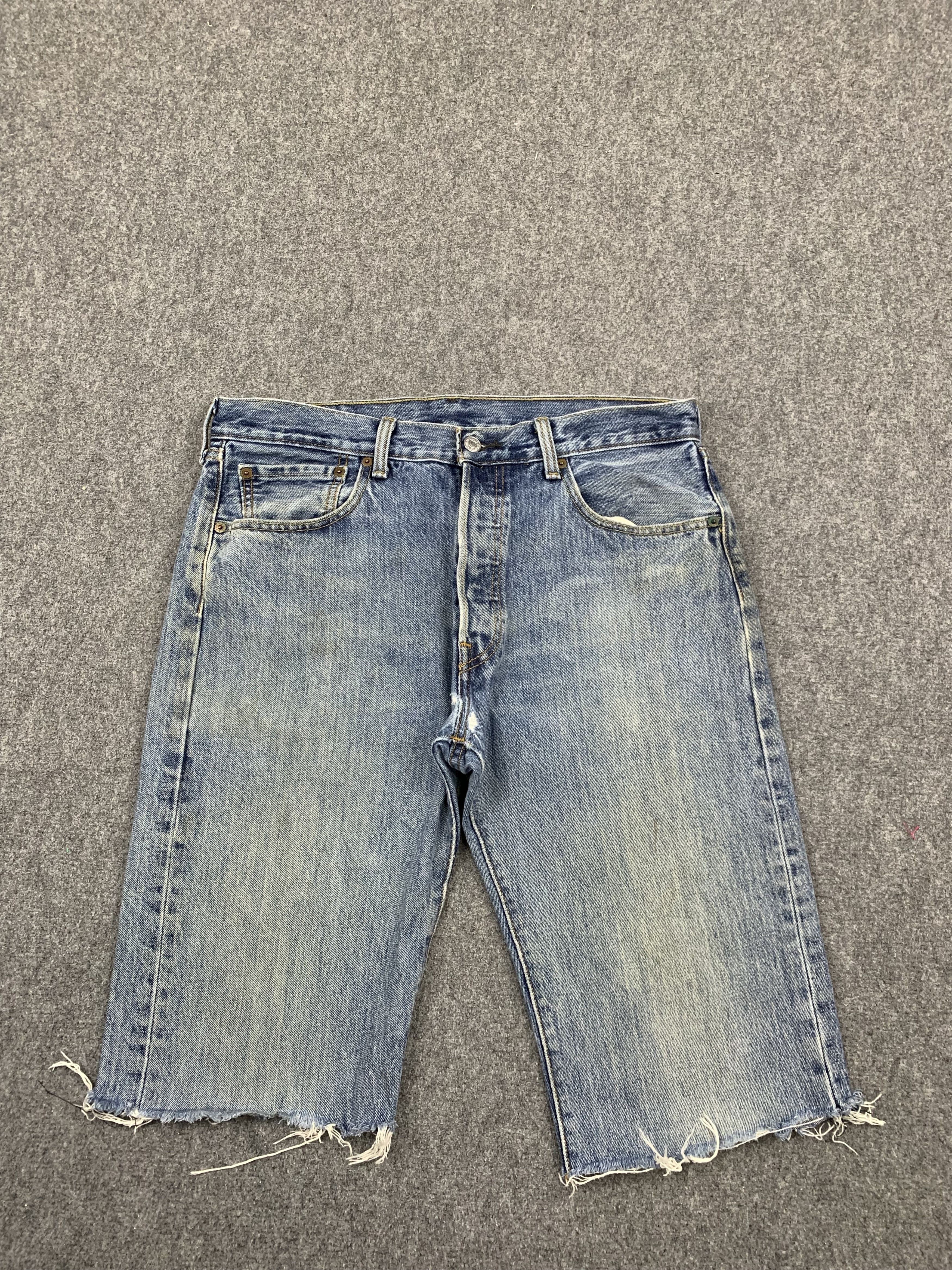 Levi's Vintage Levis 501 Faded Blue Jeans DP1746 Size US 34 / EU 50 - 1 Thumbnail