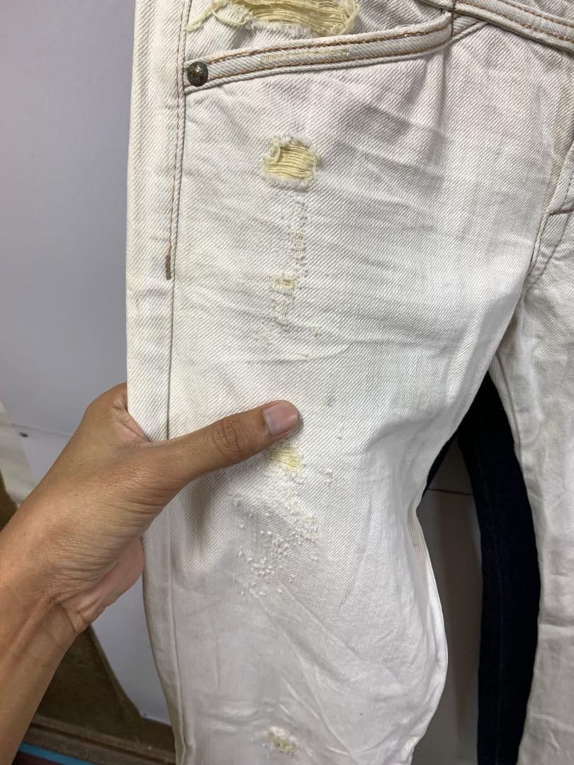 Marithe + Francois Girbaud Marithe francois girbaud distressed jeans Size US 31 - 5 Thumbnail